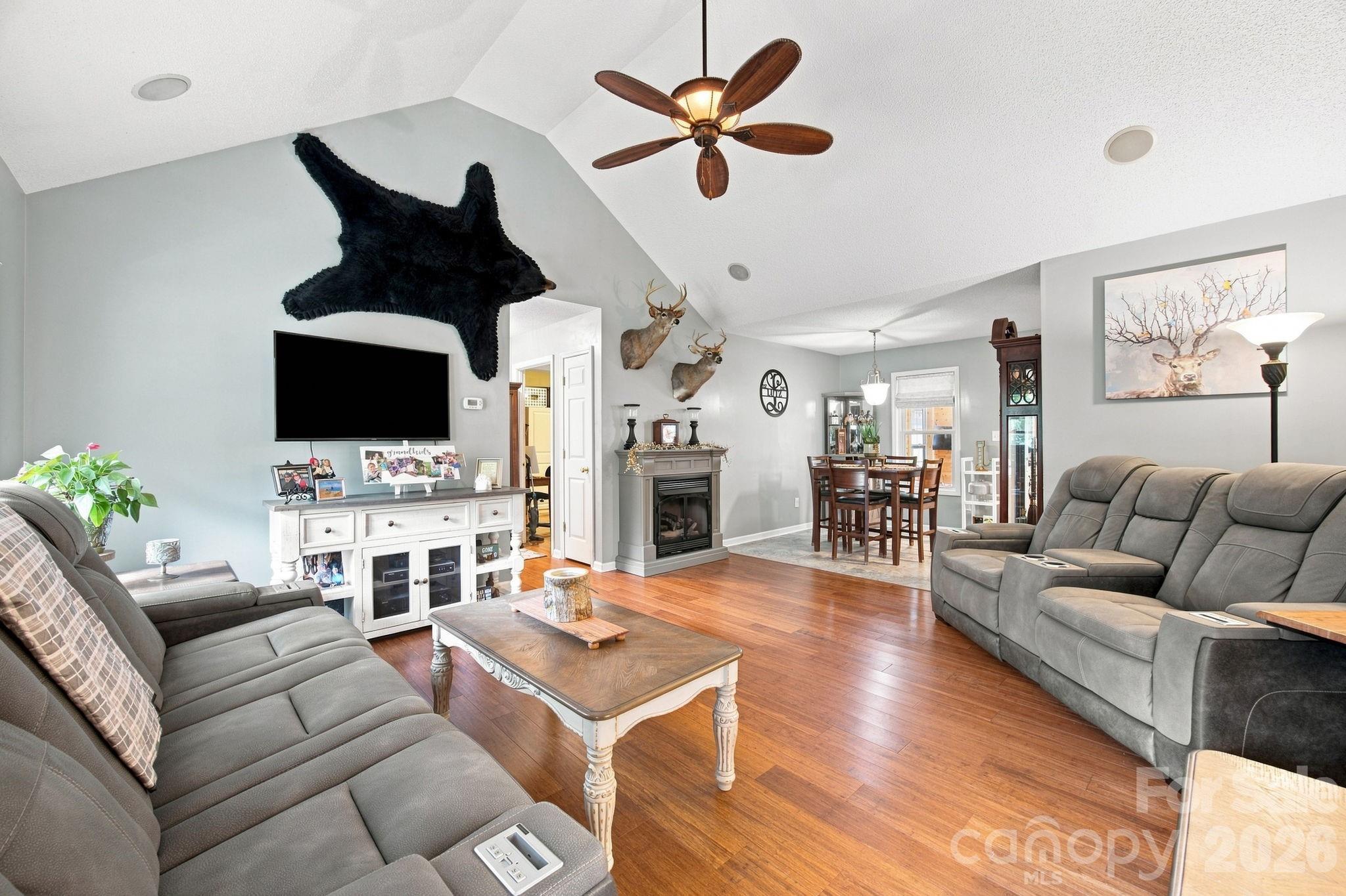 359 Huffstetler Lake Road — Dallas