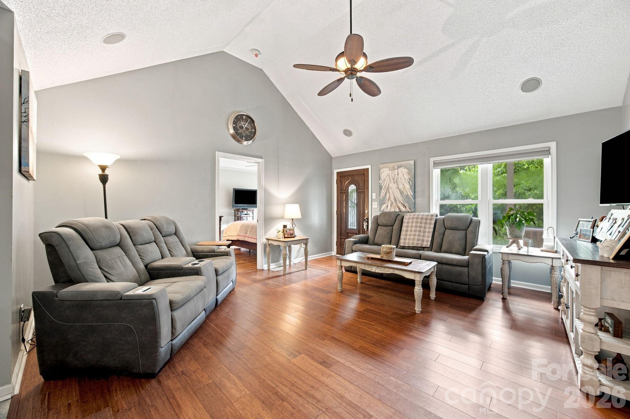 359 Huffstetler Lake Road — Dallas