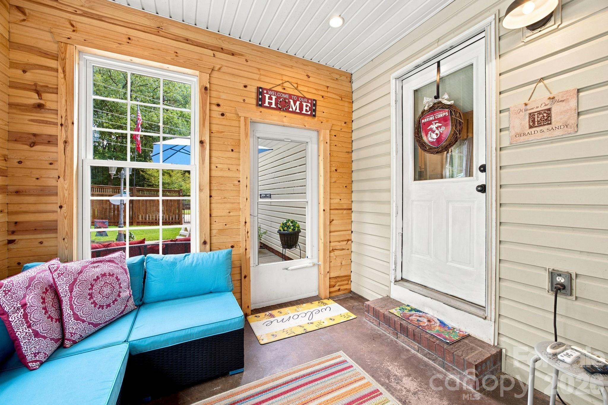 359 Huffstetler Lake Road — Dallas