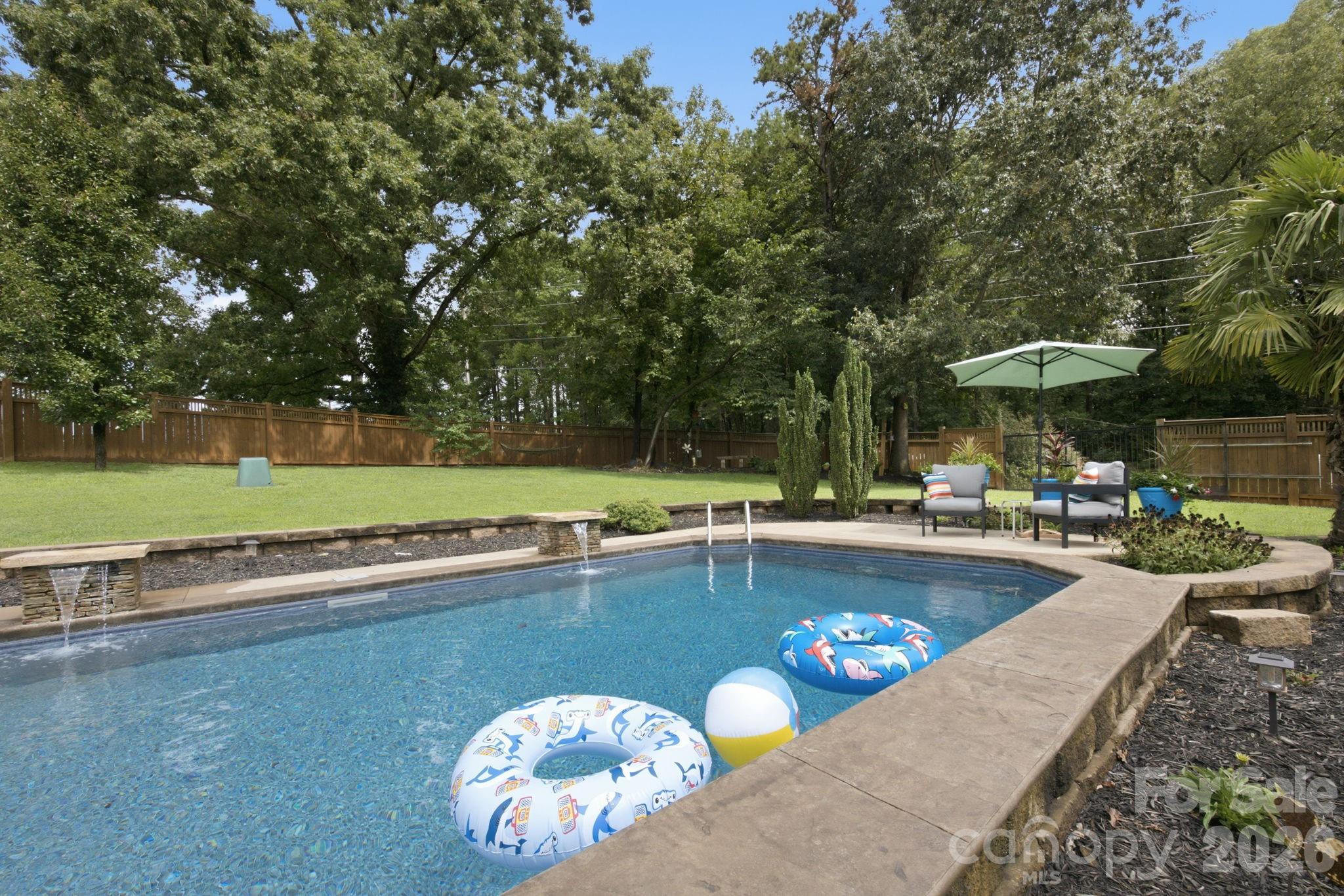 359 Huffstetler Lake Road — Dallas