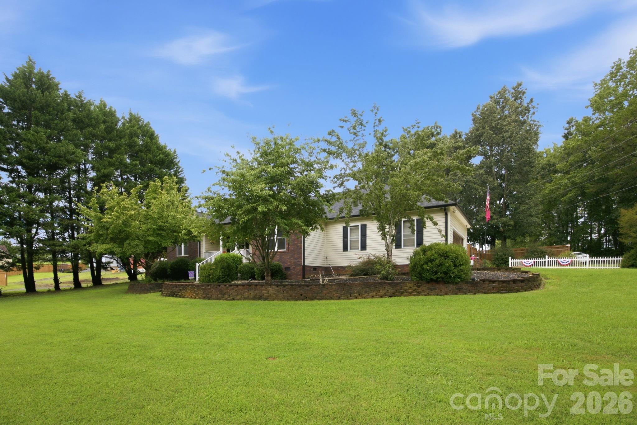 359 Huffstetler Lake Road — Dallas