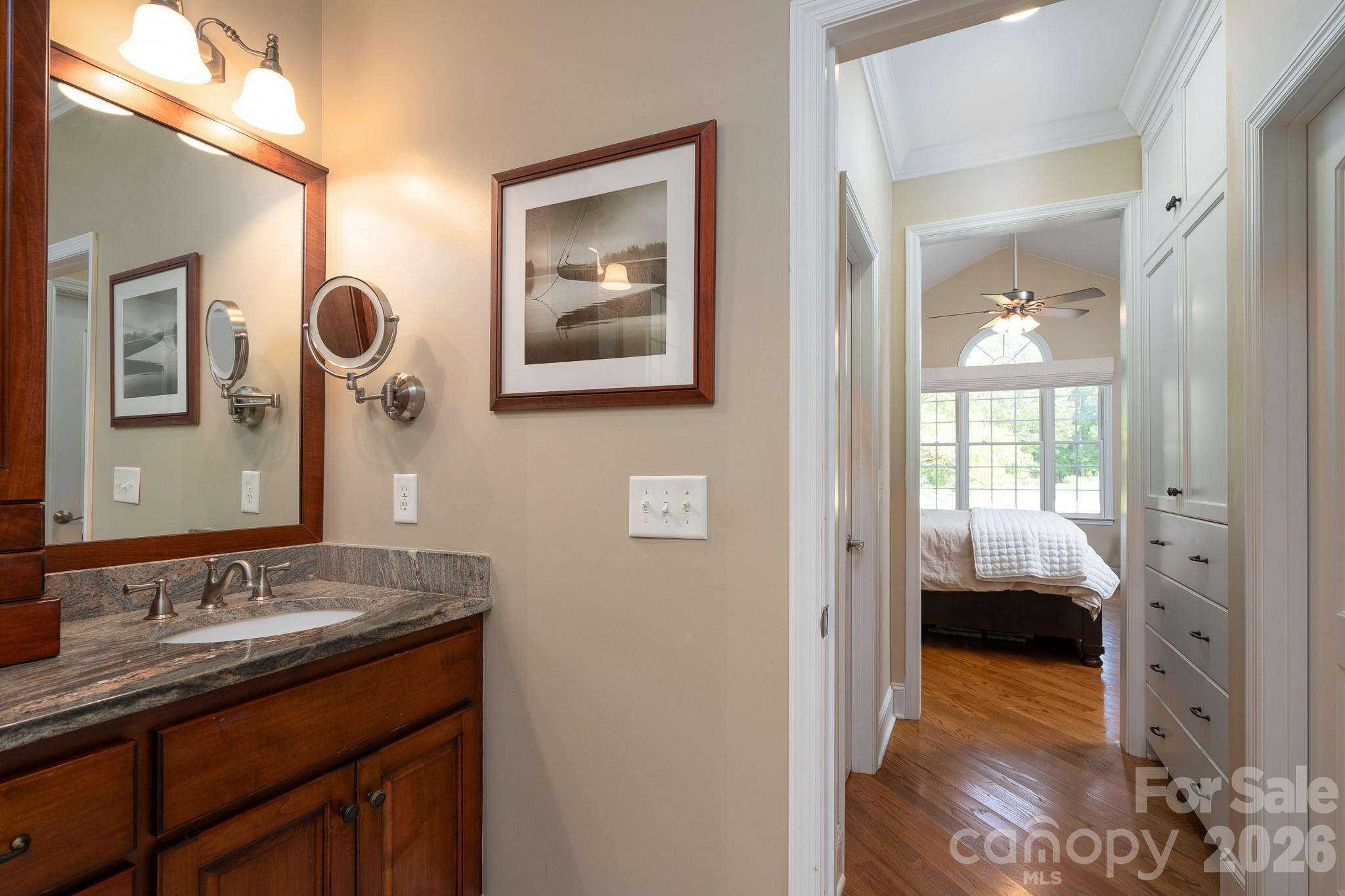 347 Millingport Lane — New London