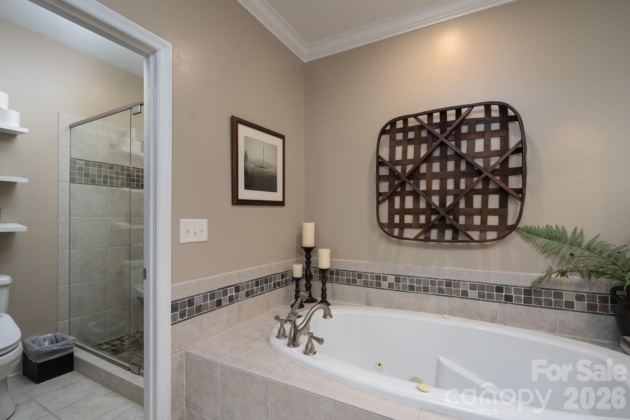 347 Millingport Lane — New London