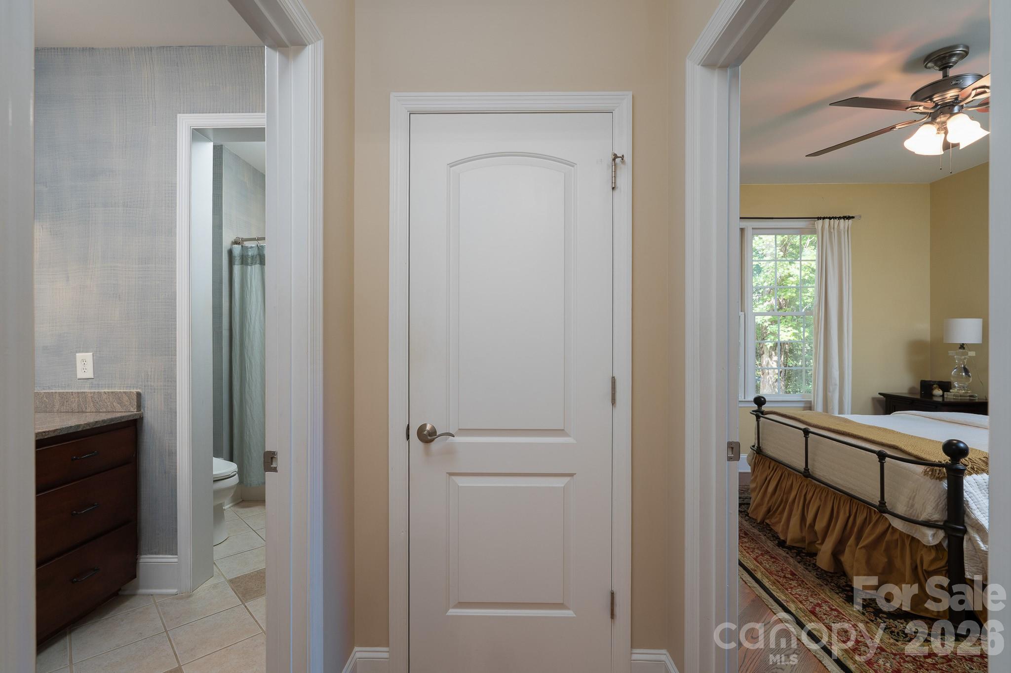 347 Millingport Lane — New London