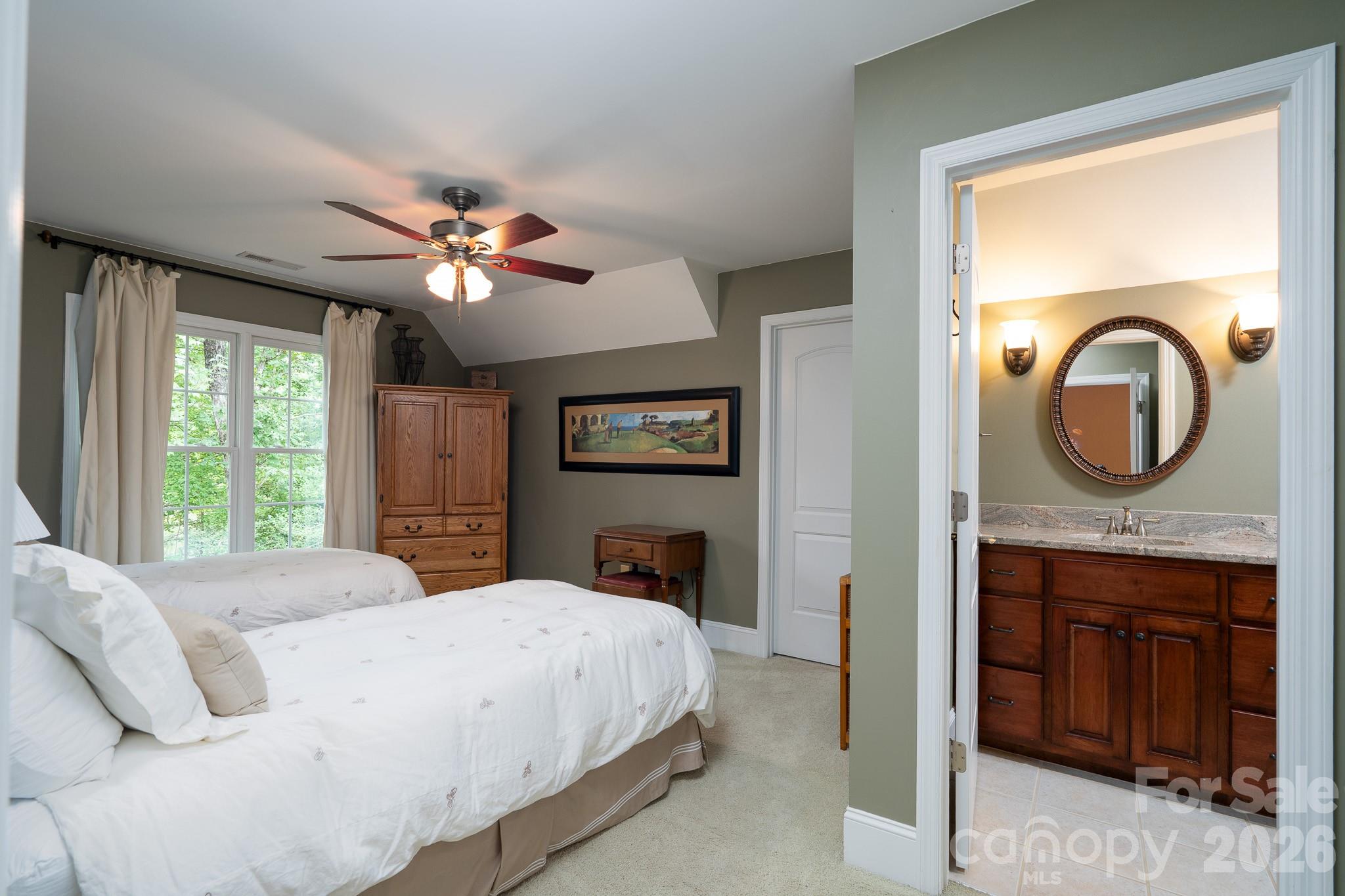 347 Millingport Lane — New London