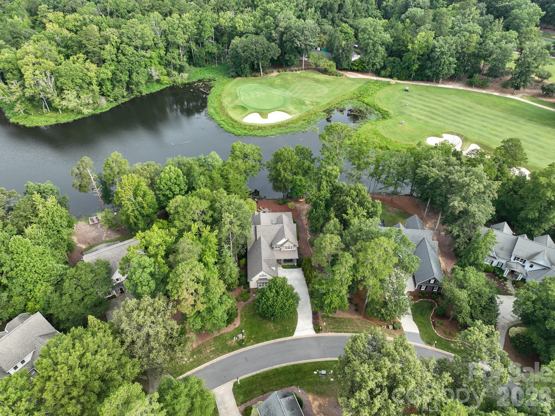 347 Millingport Lane — New London