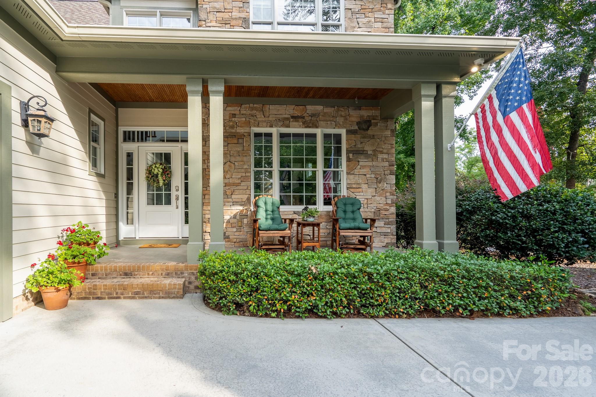 347 Millingport Lane — New London