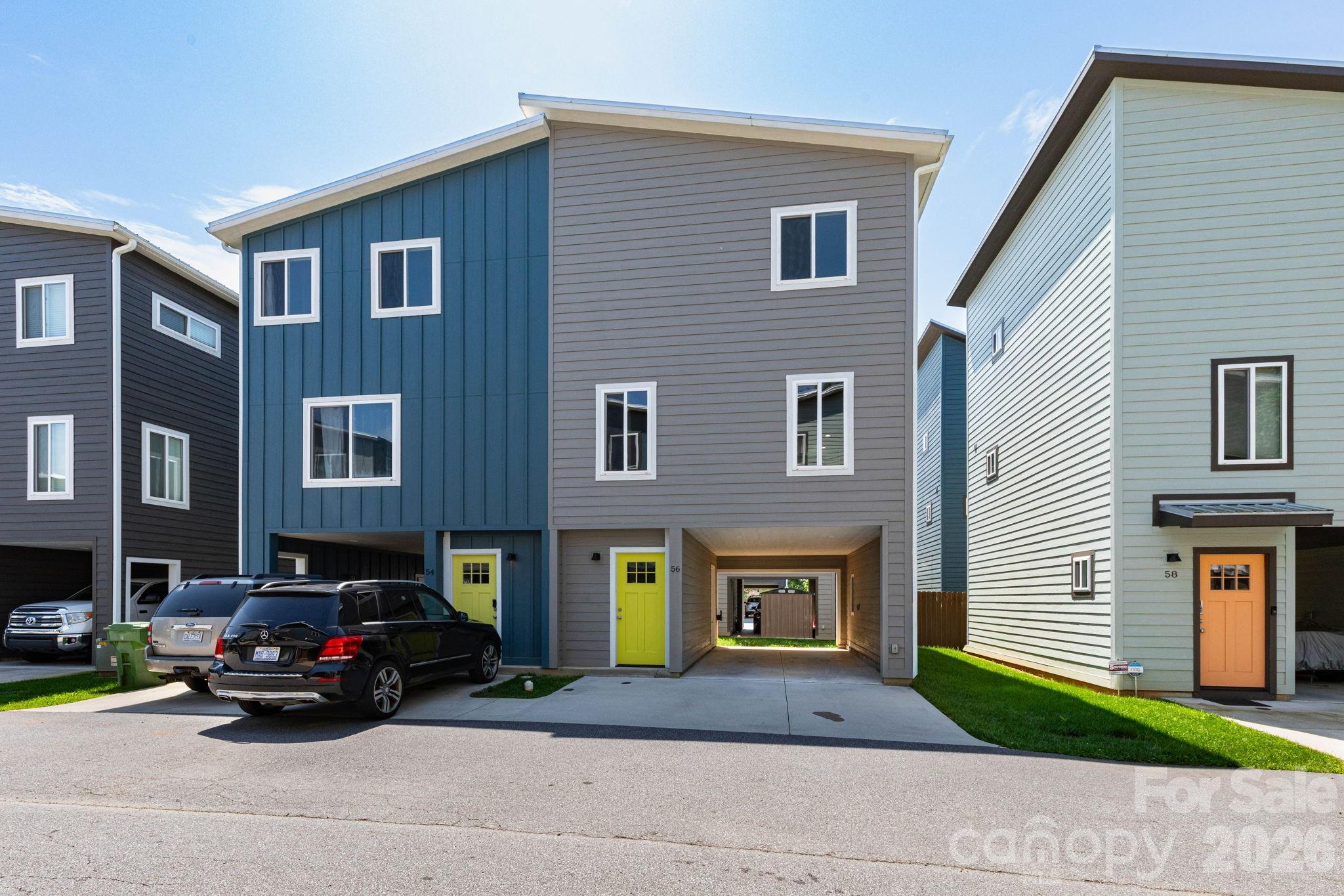 56 W Cascade Street — Asheville