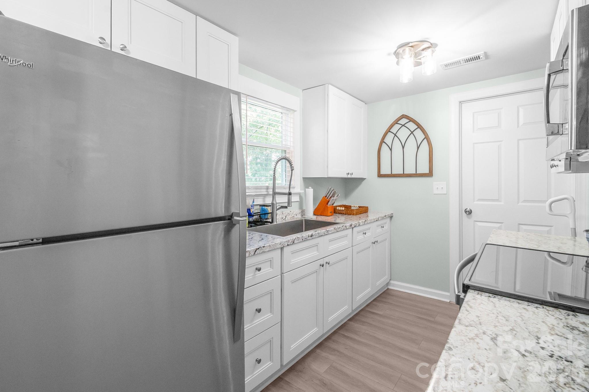1218 Hammond Carnes Road — Lancaster