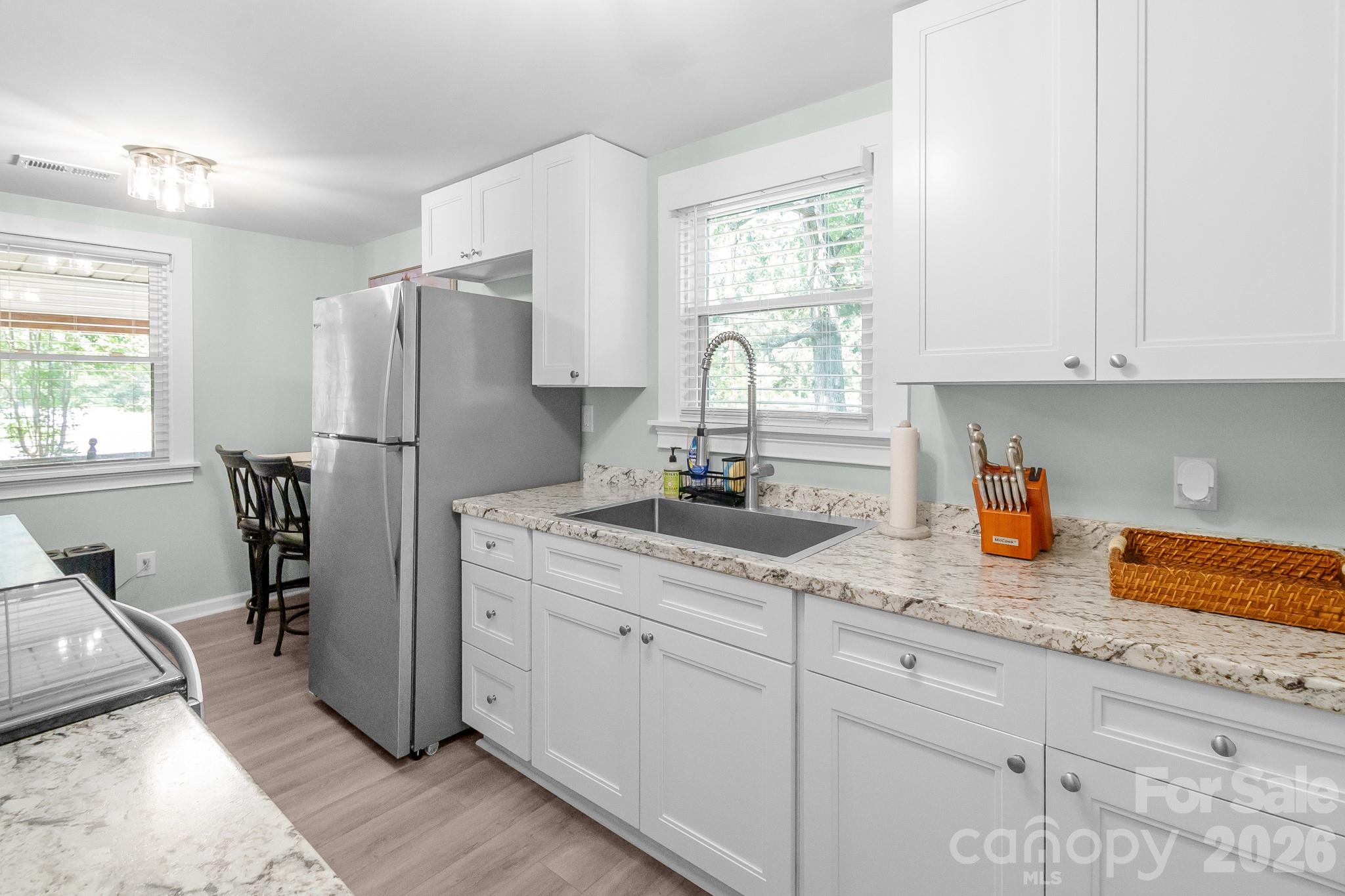 1218 Hammond Carnes Road — Lancaster