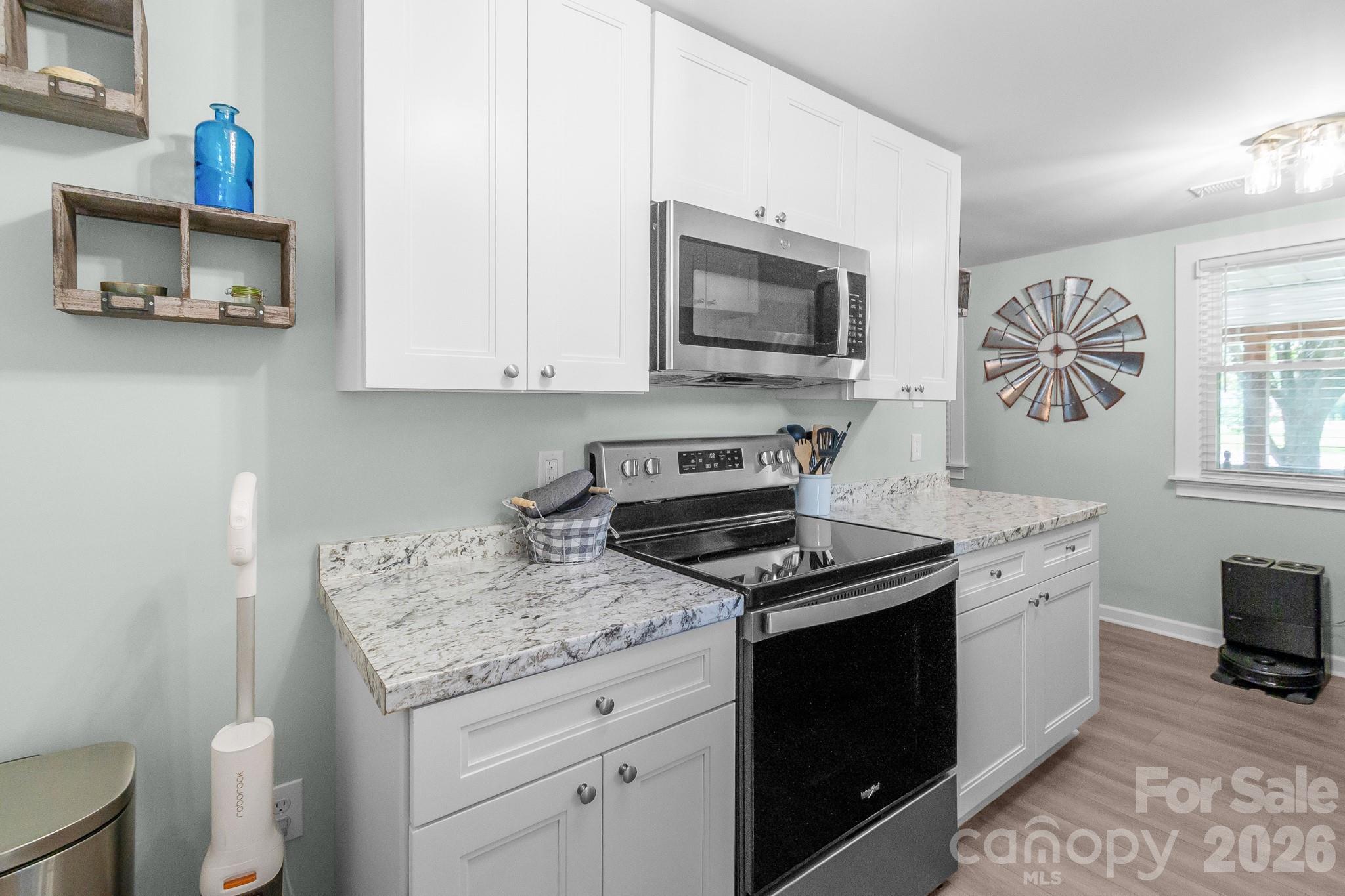 1218 Hammond Carnes Road — Lancaster