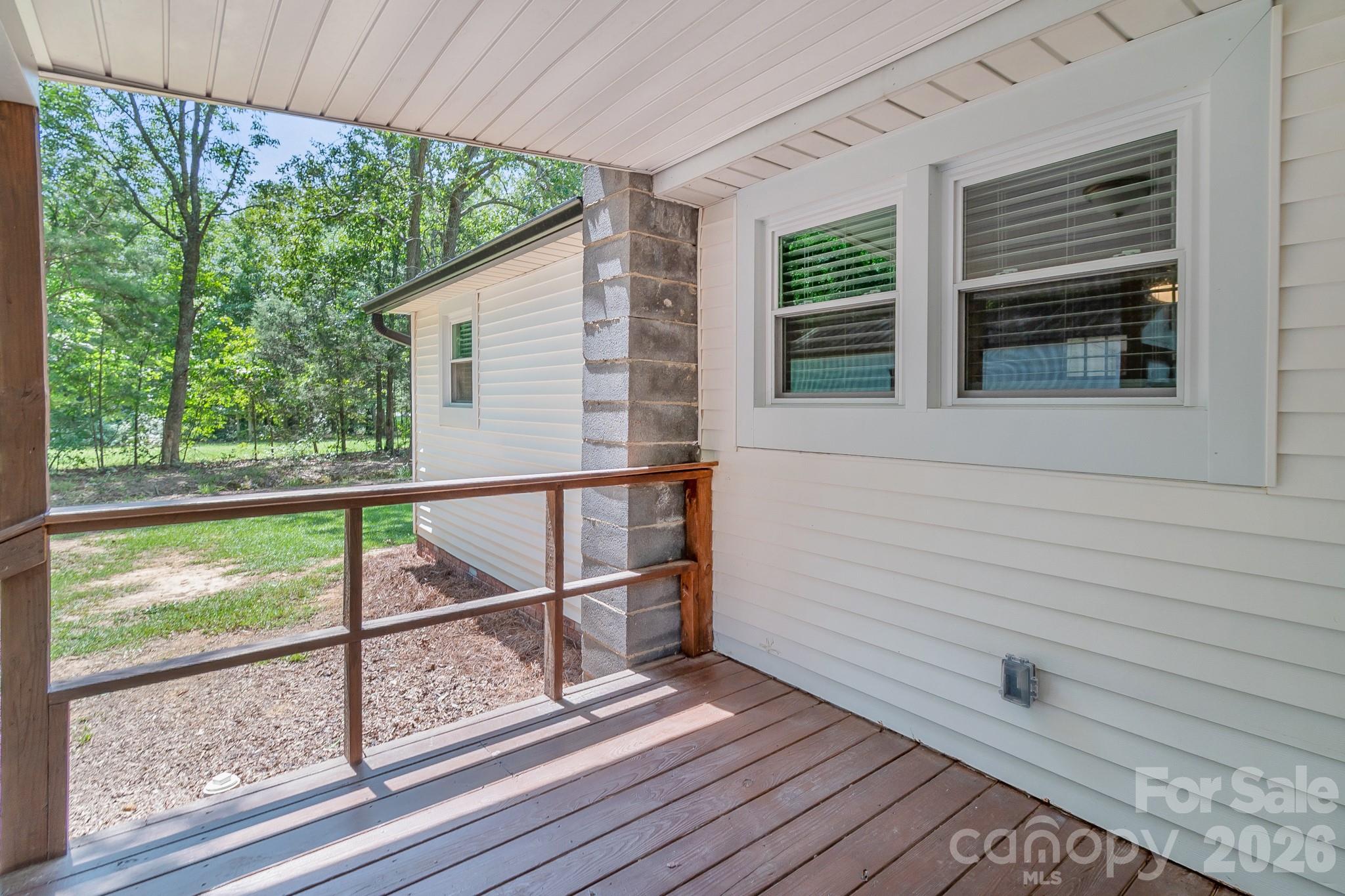 1218 Hammond Carnes Road — Lancaster