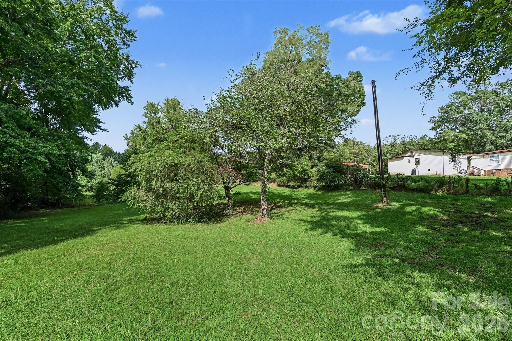 2223 Camp Creek Road — Lancaster
