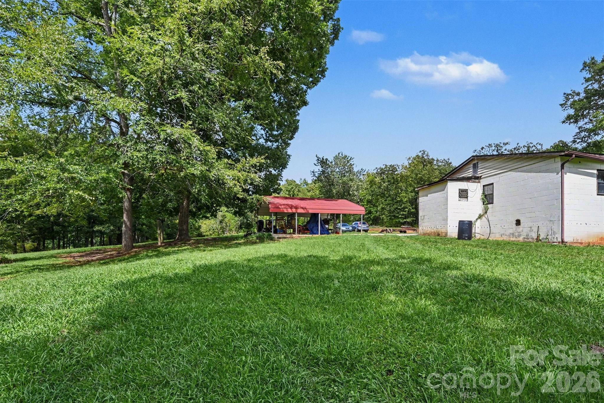 2223 Camp Creek Road — Lancaster