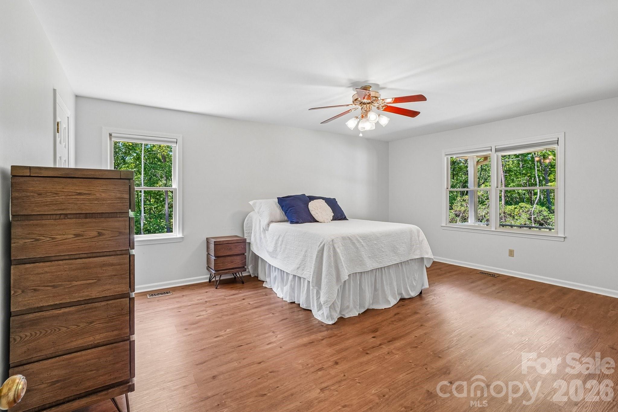 158 Mallard Drive — Columbus