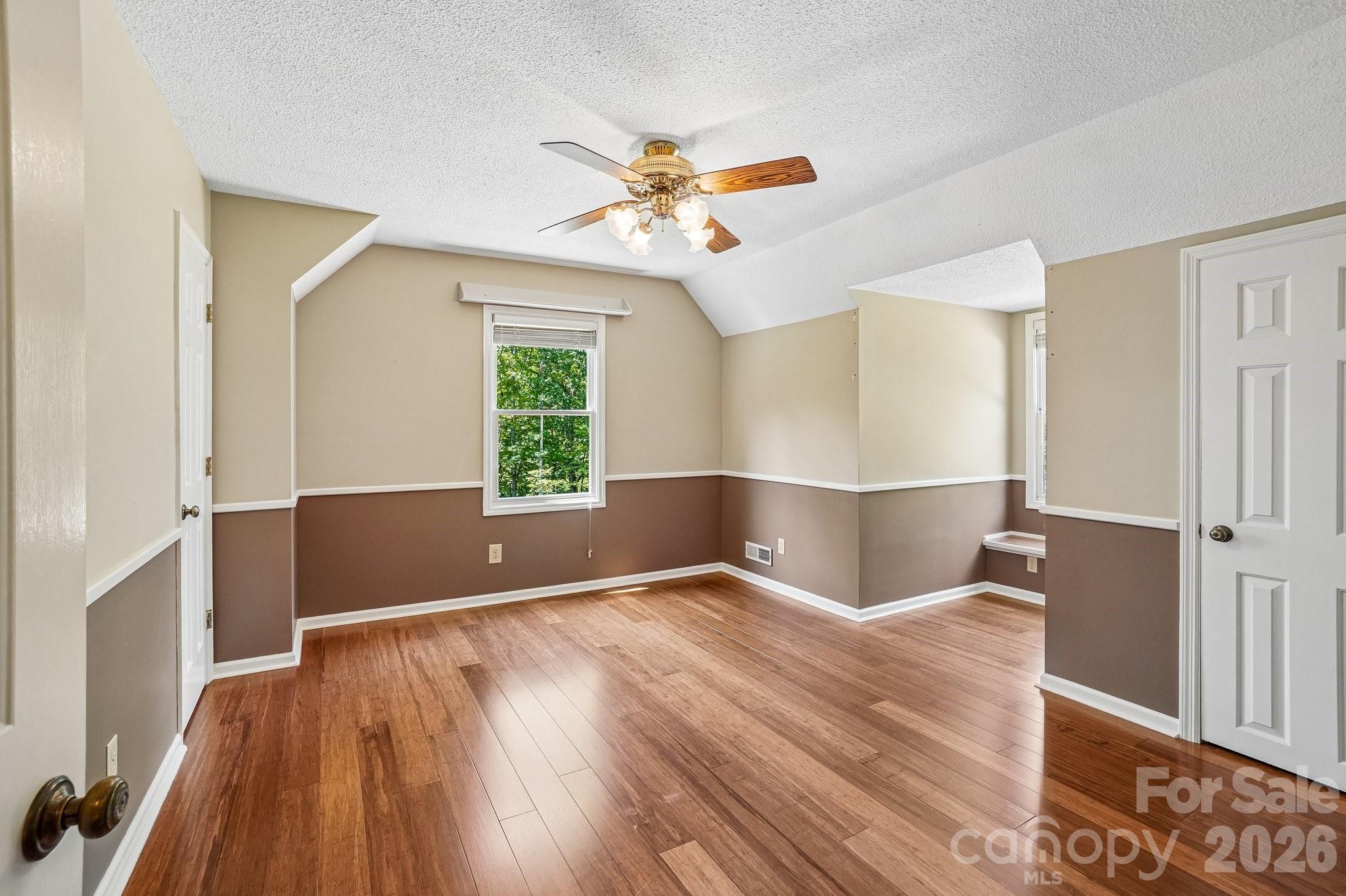 158 Mallard Drive — Columbus