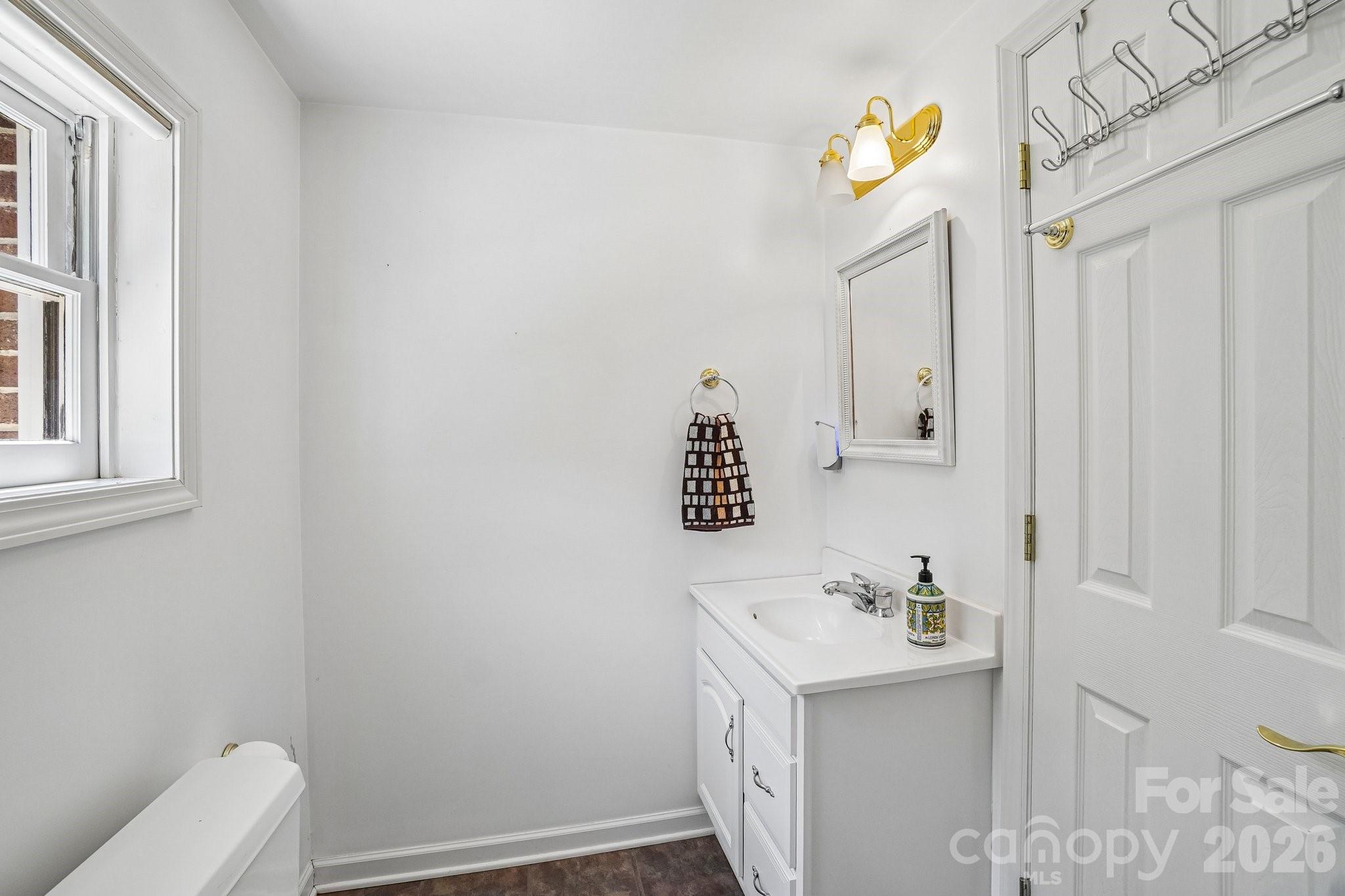 158 Mallard Drive — Columbus