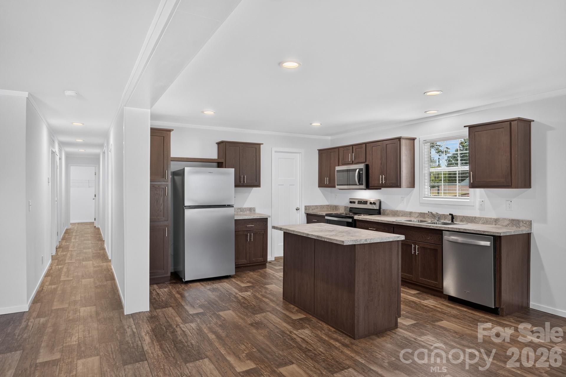 1303 Elrado Street — Burlington