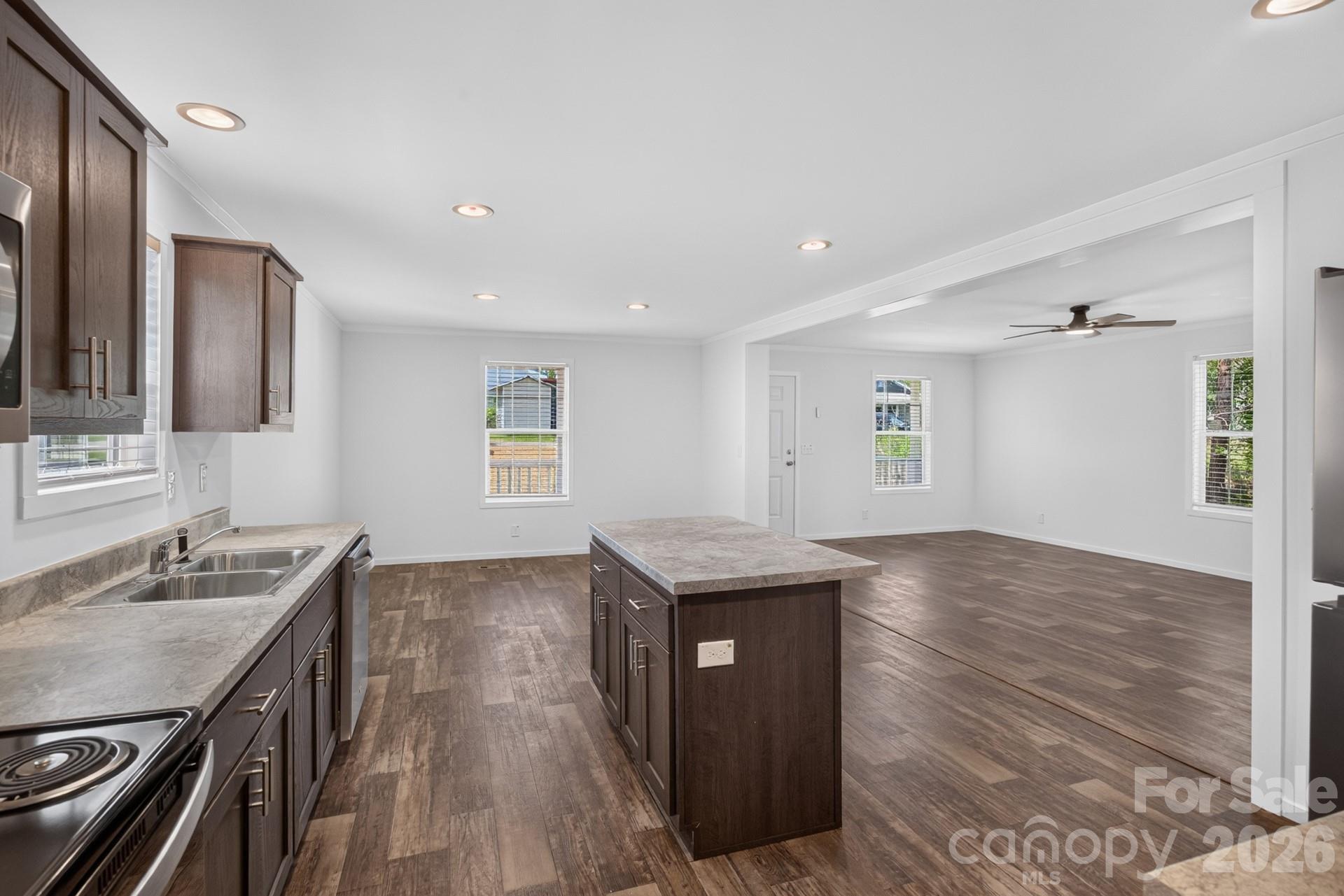 1303 Elrado Street — Burlington