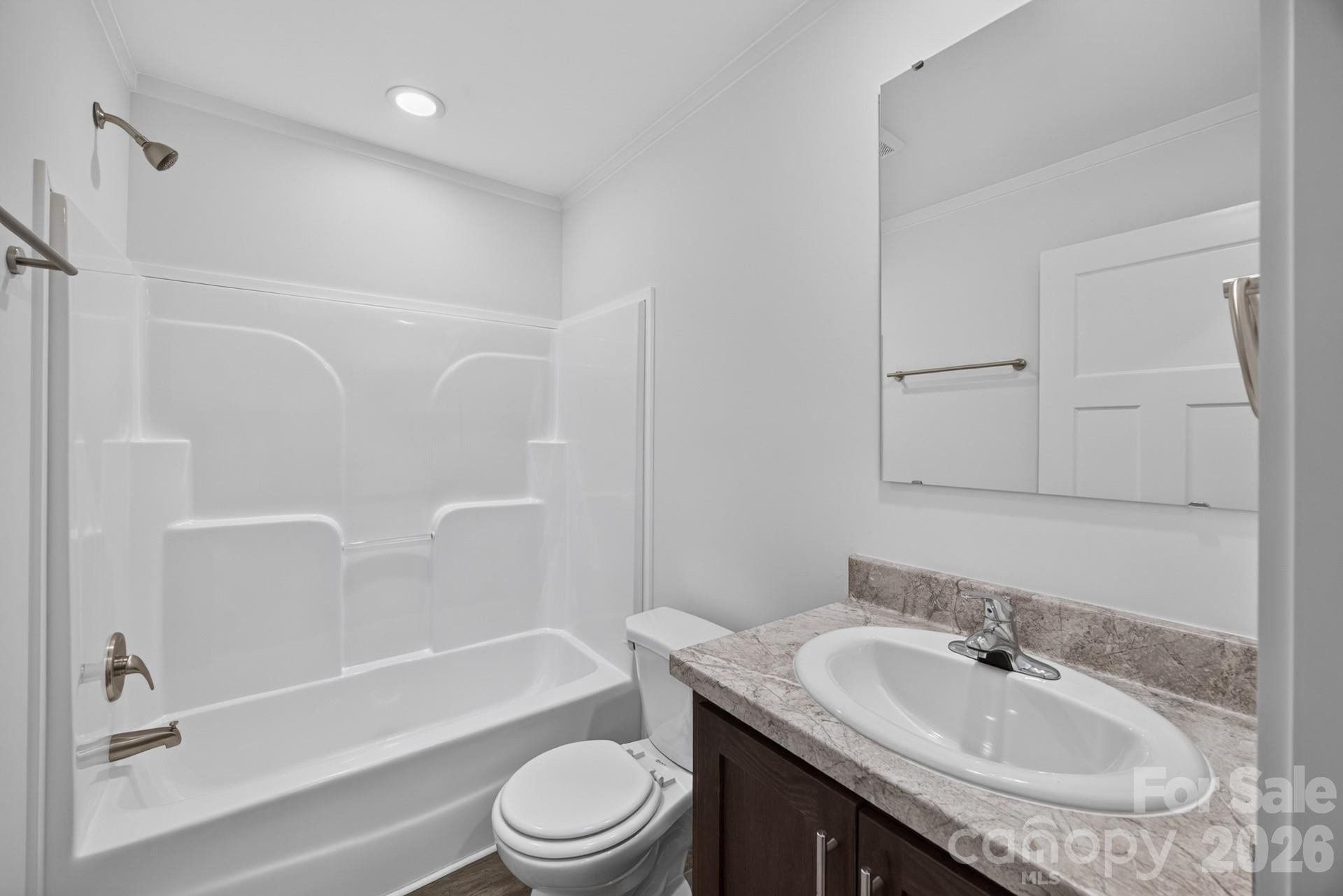 1303 Elrado Street — Burlington
