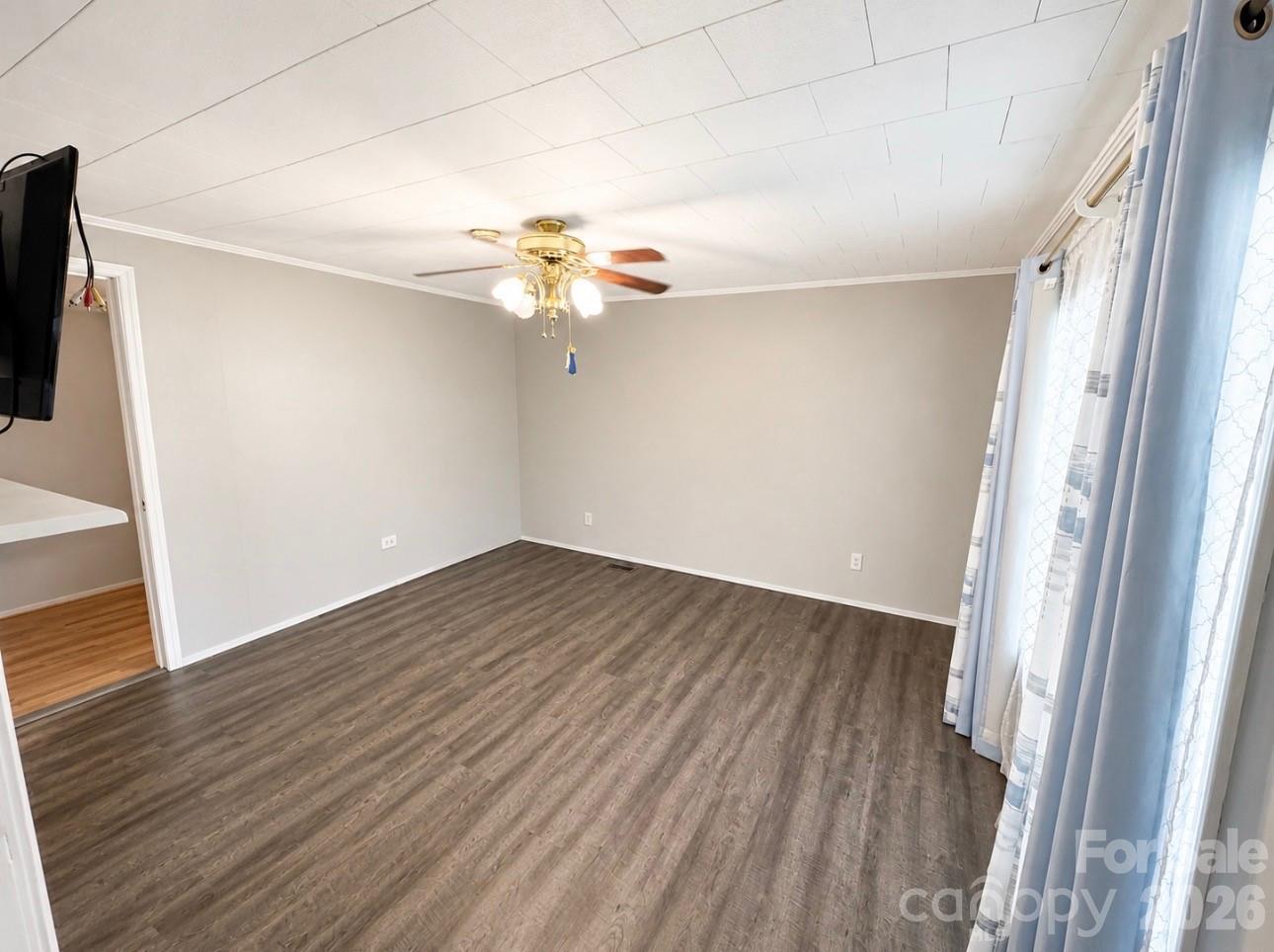 6955 Sandhill Road — Kershaw