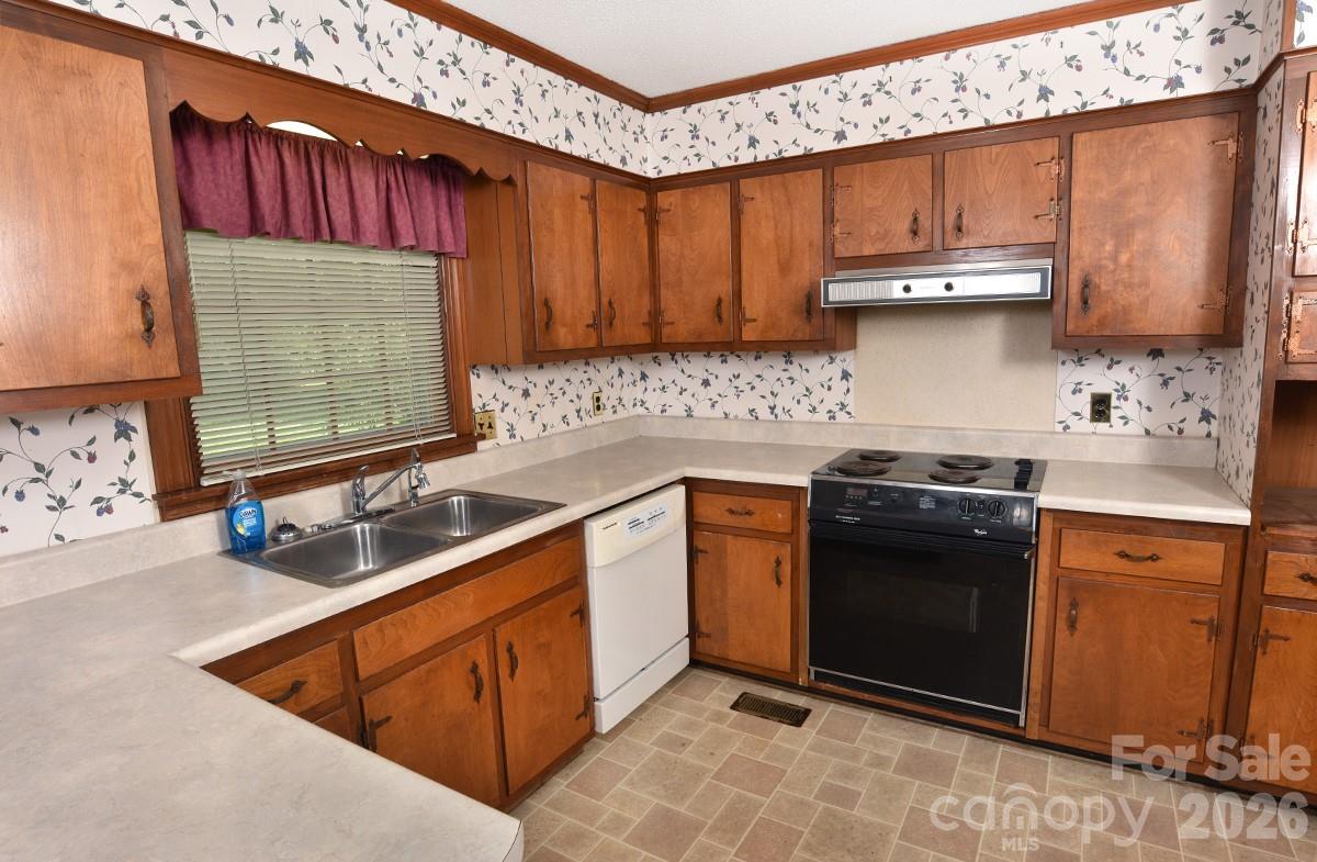 1036 Rowan Circle — Salisbury