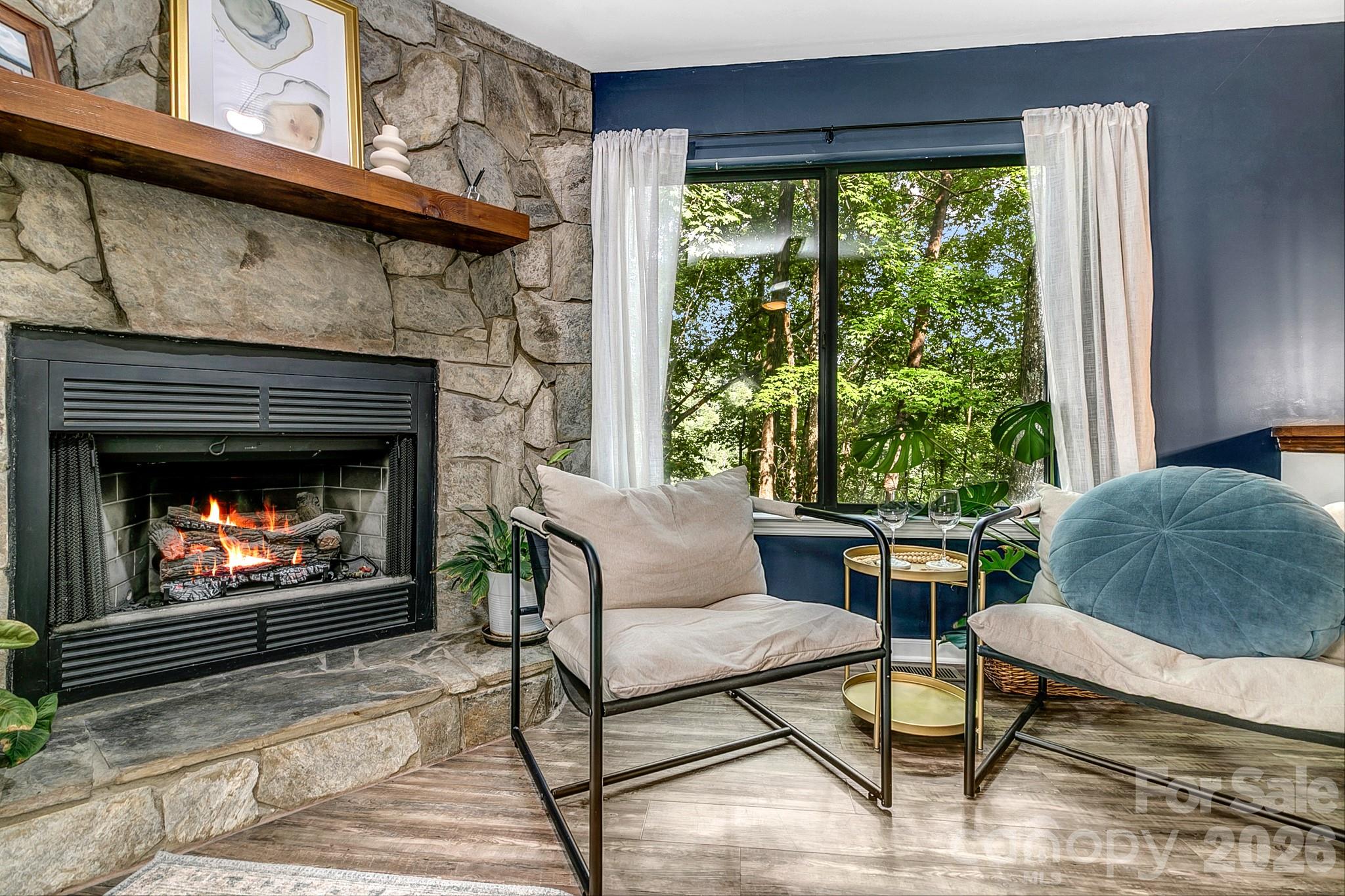 129 Melrose Court — Lake Lure