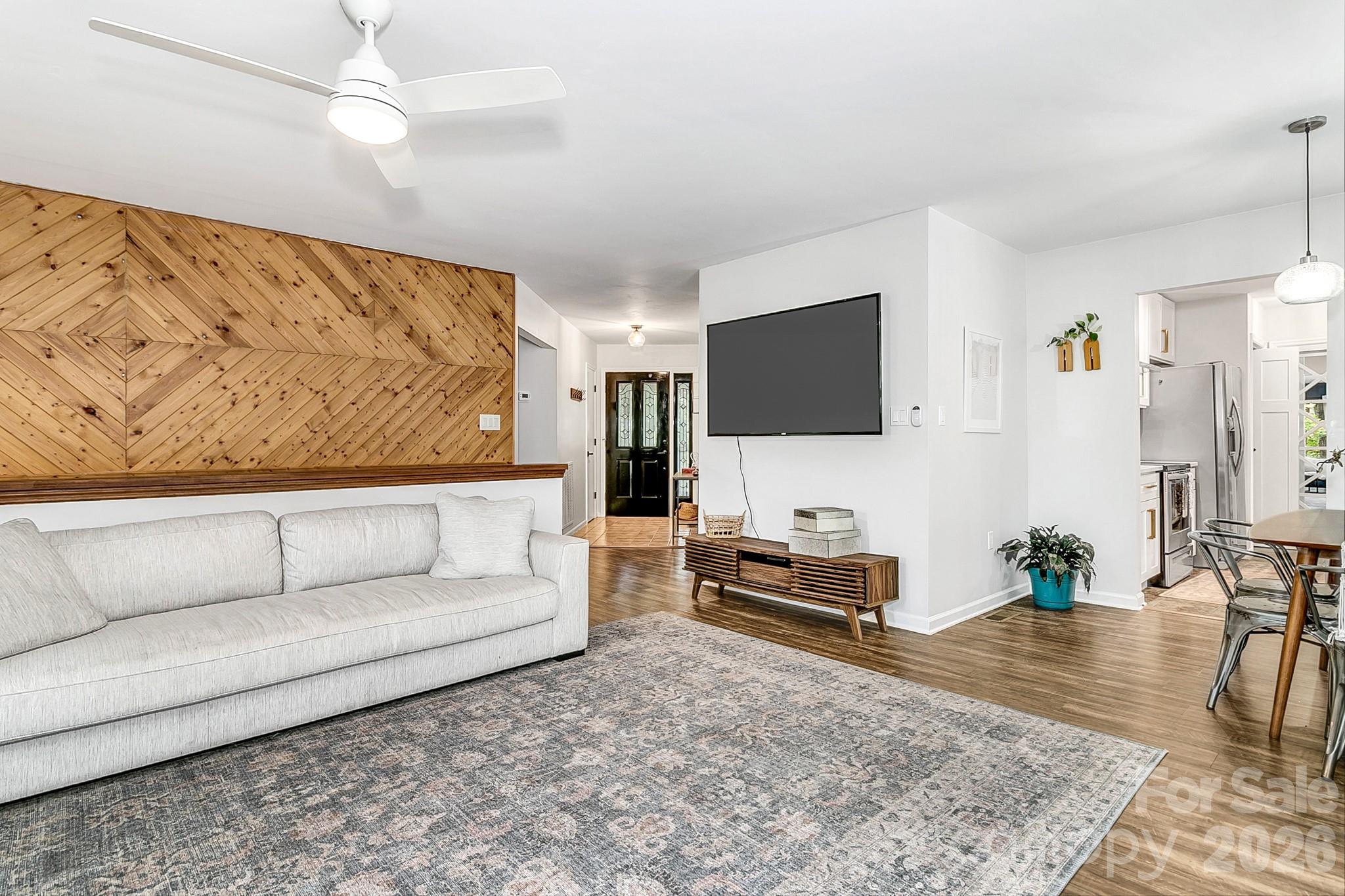 129 Melrose Court — Lake Lure