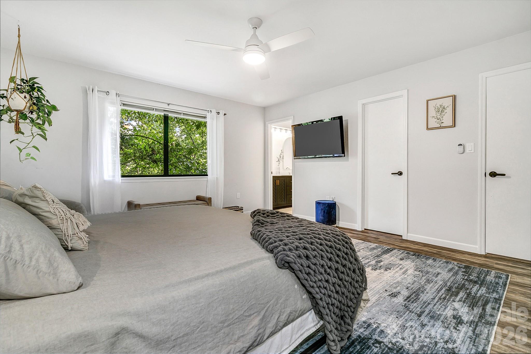 129 Melrose Court — Lake Lure
