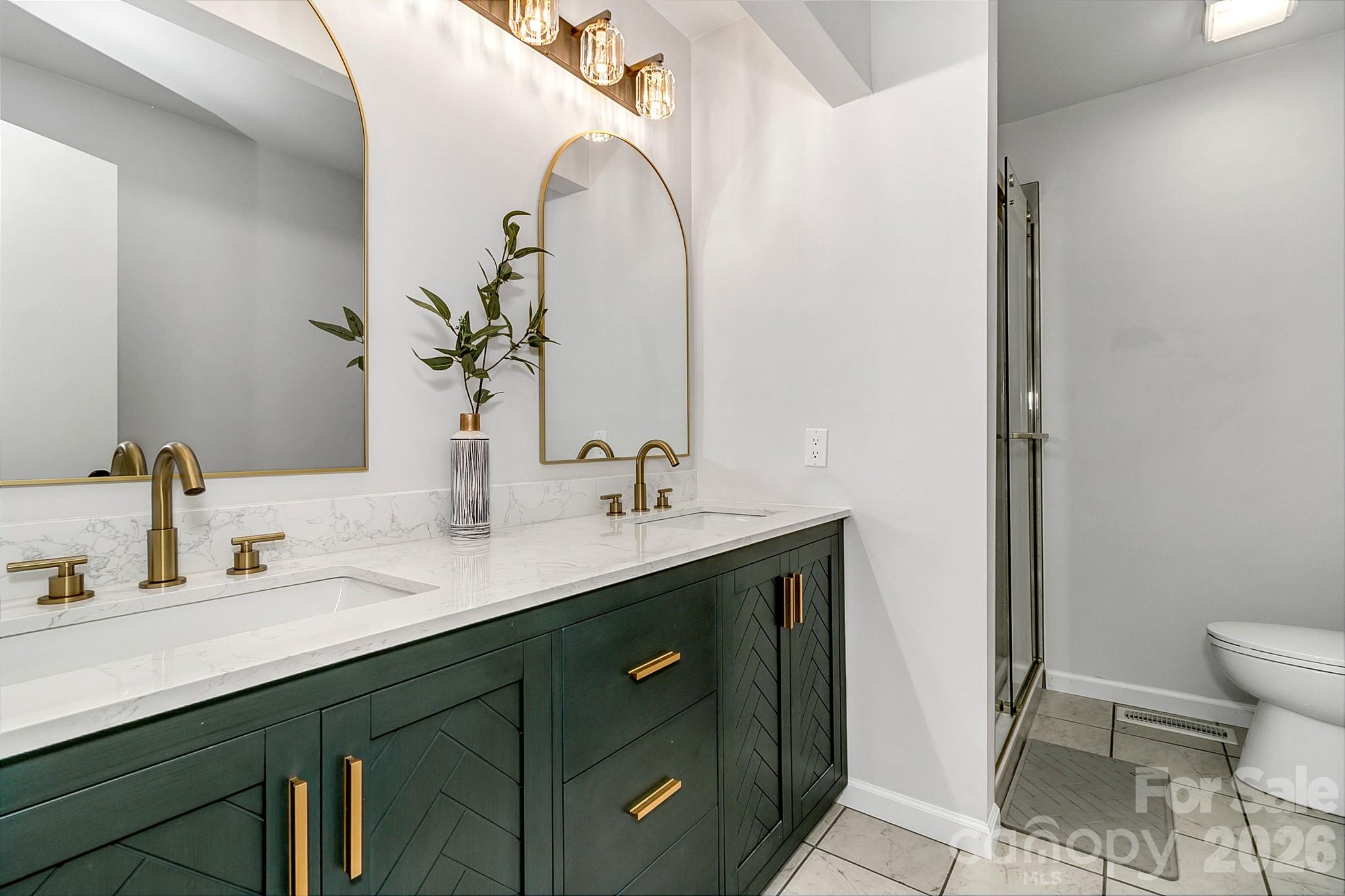 129 Melrose Court — Lake Lure