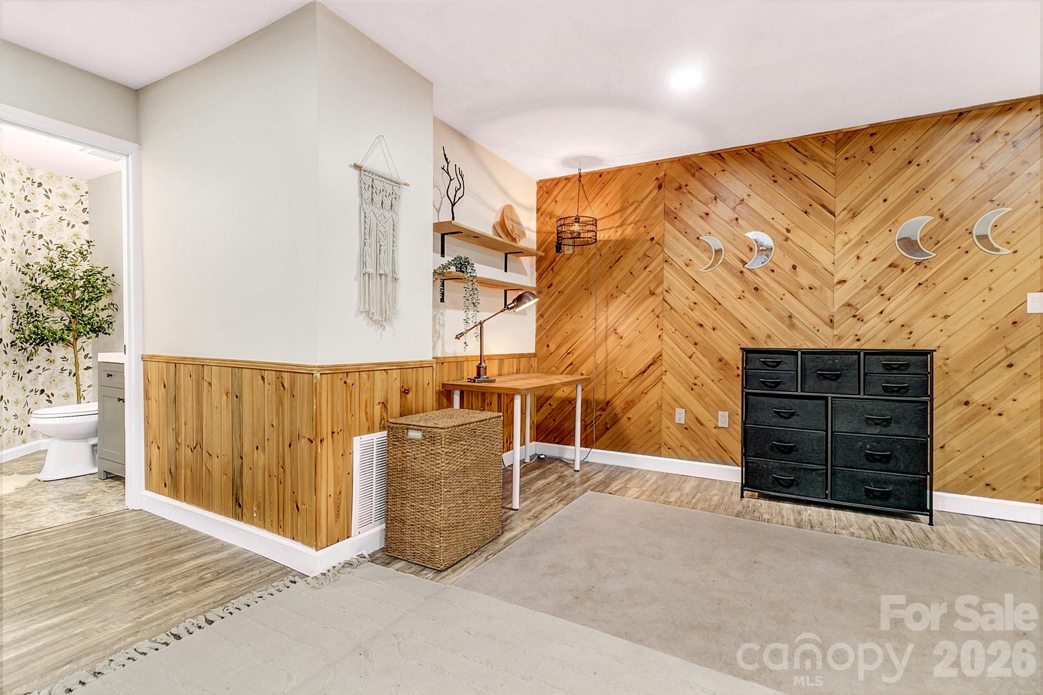 129 Melrose Court — Lake Lure