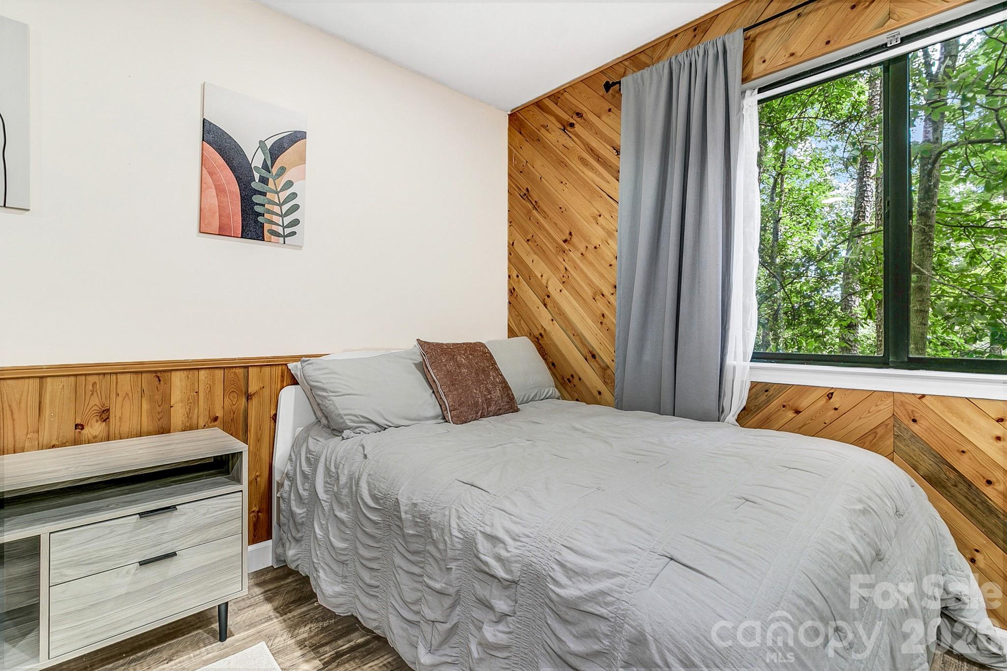 129 Melrose Court — Lake Lure