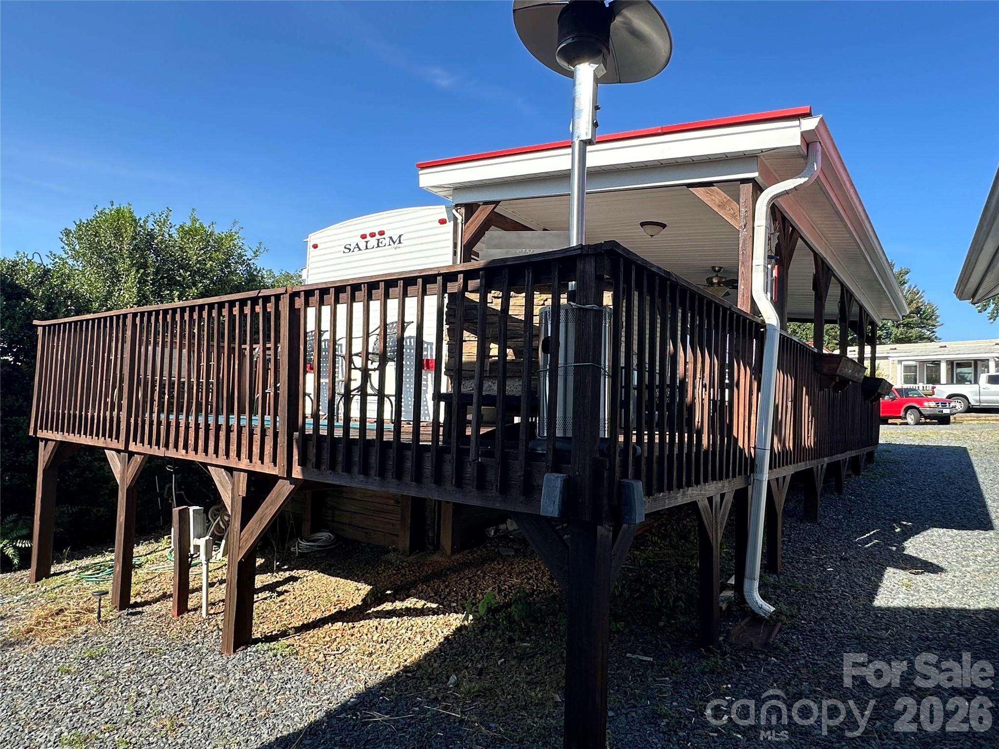 331 Mount View Lane — New London