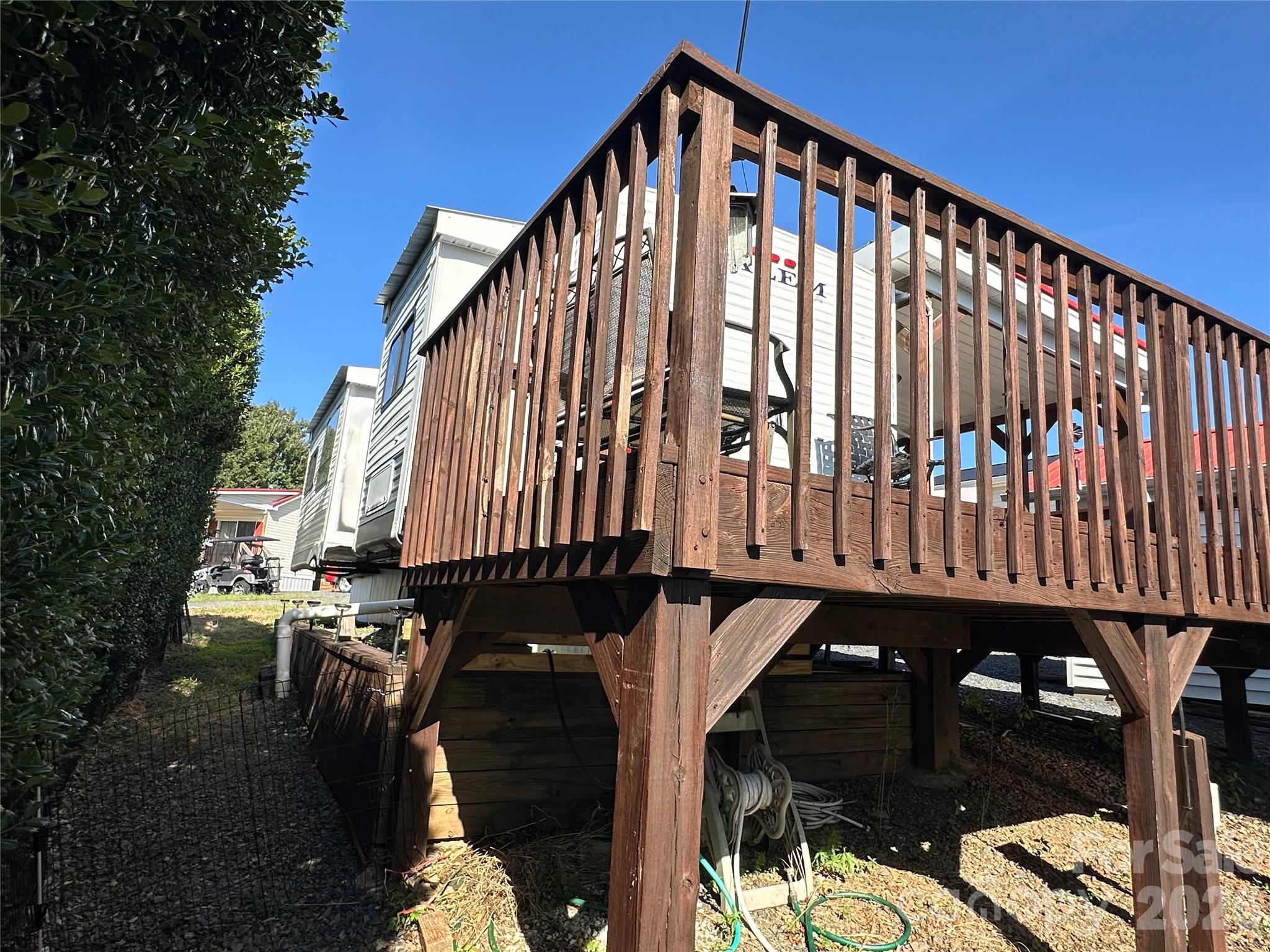 331 Mount View Lane — New London