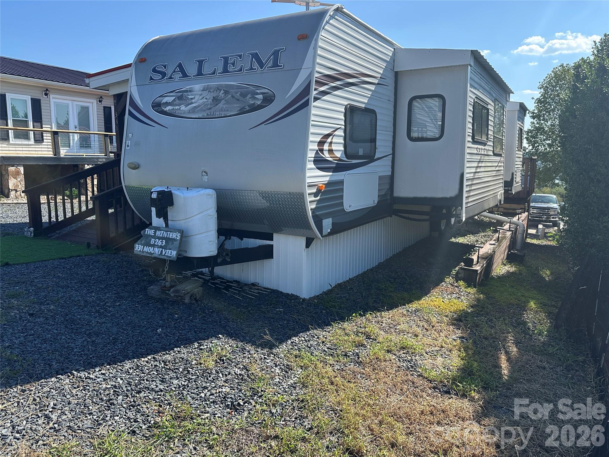 331 Mount View Lane — New London