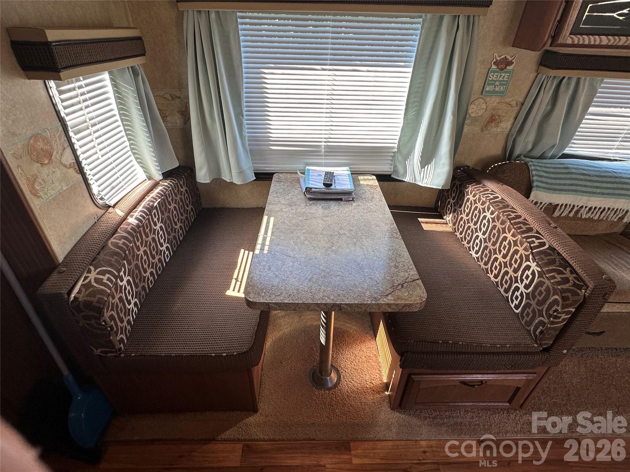 331 Mount View Lane — New London