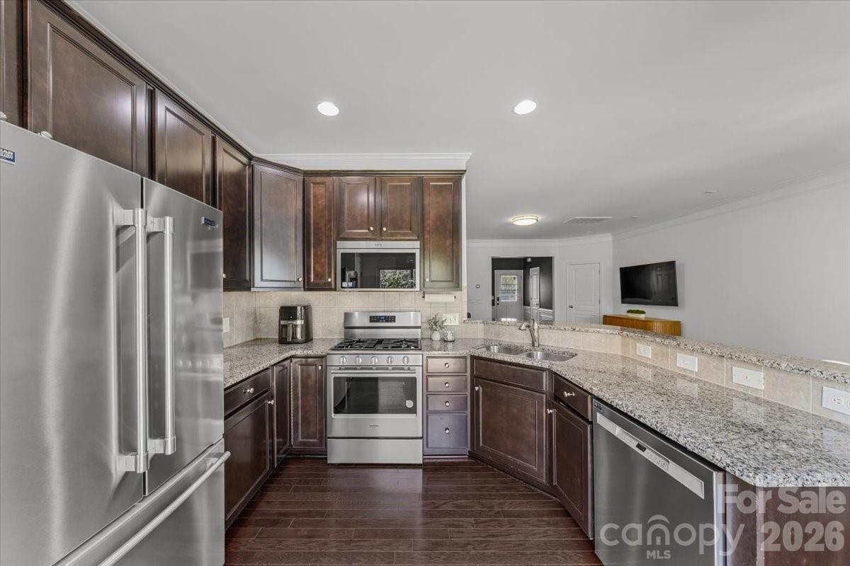 2419 Diplomat Lane — Charlotte