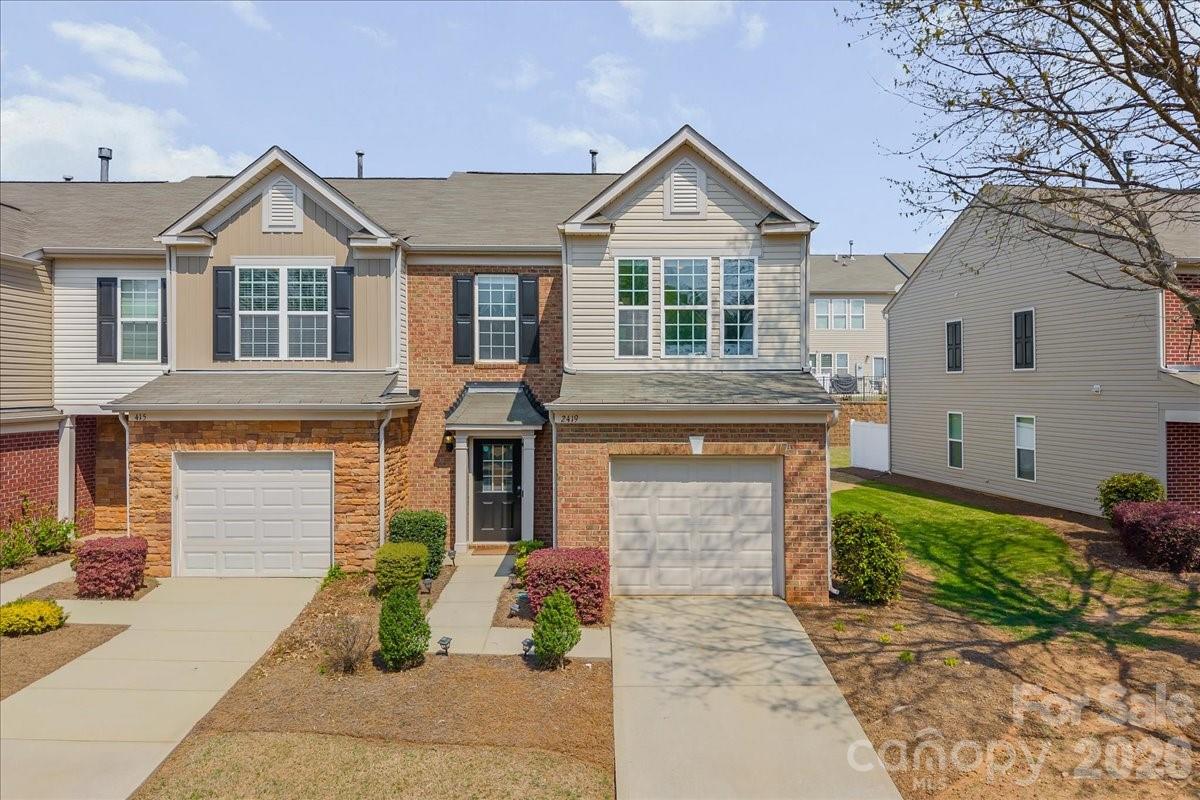 2419 Diplomat Lane — Charlotte