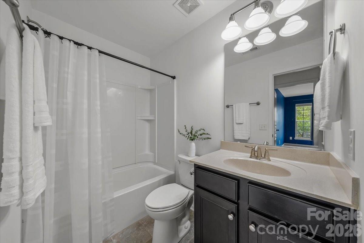 2419 Diplomat Lane — Charlotte