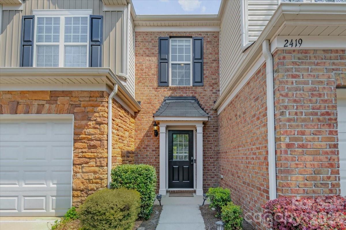 2419 Diplomat Lane — Charlotte