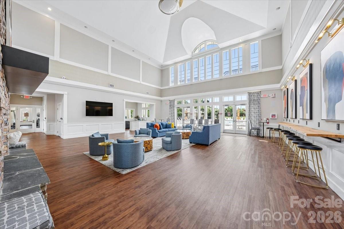 2419 Diplomat Lane — Charlotte