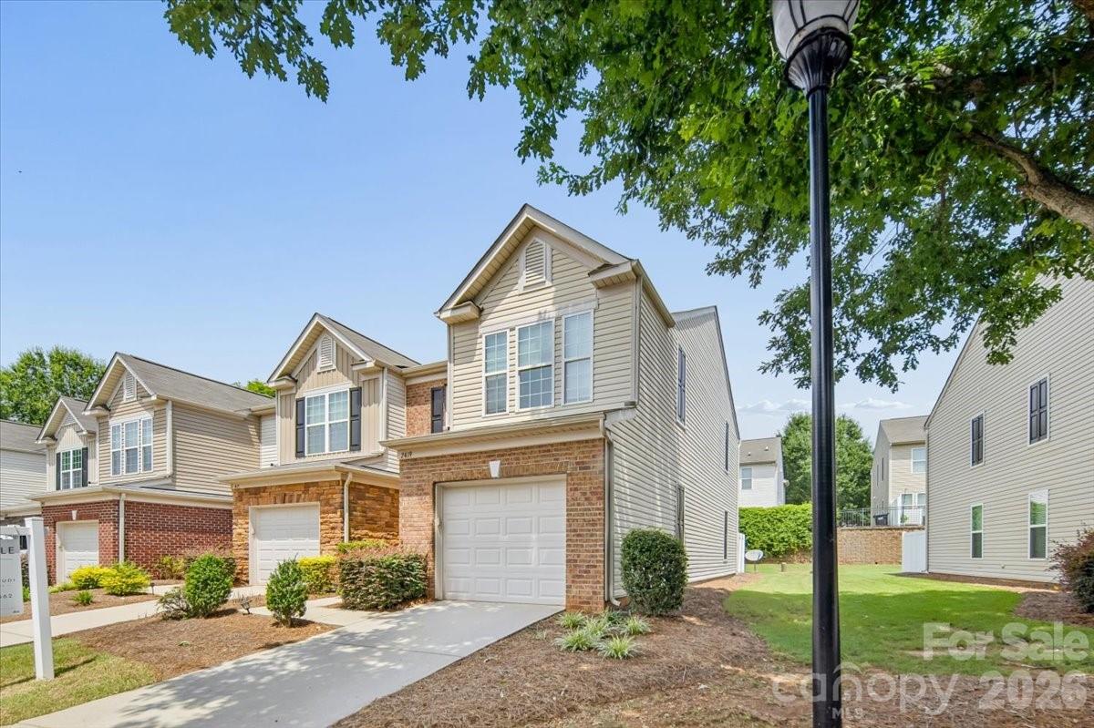 2419 Diplomat Lane — Charlotte
