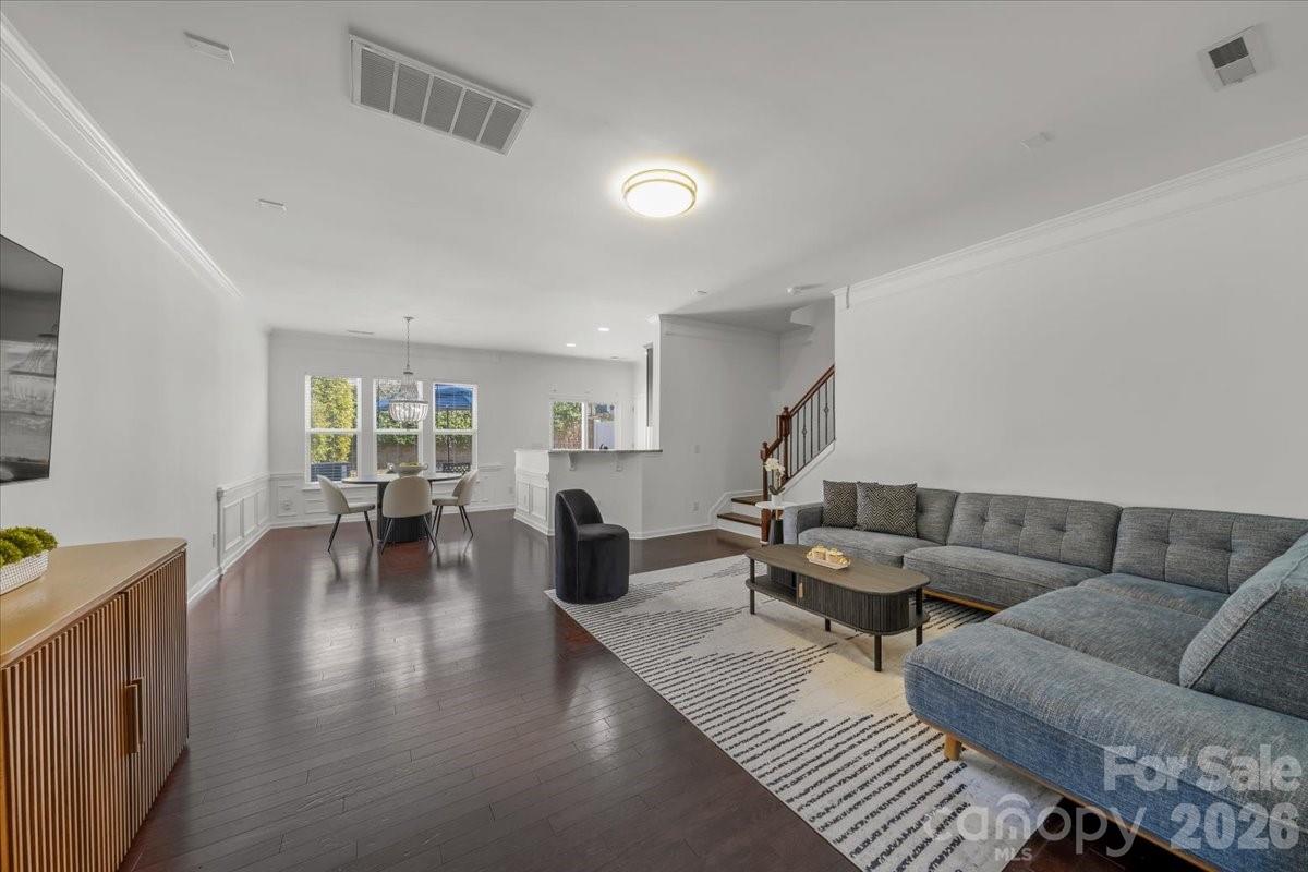 2419 Diplomat Lane — Charlotte