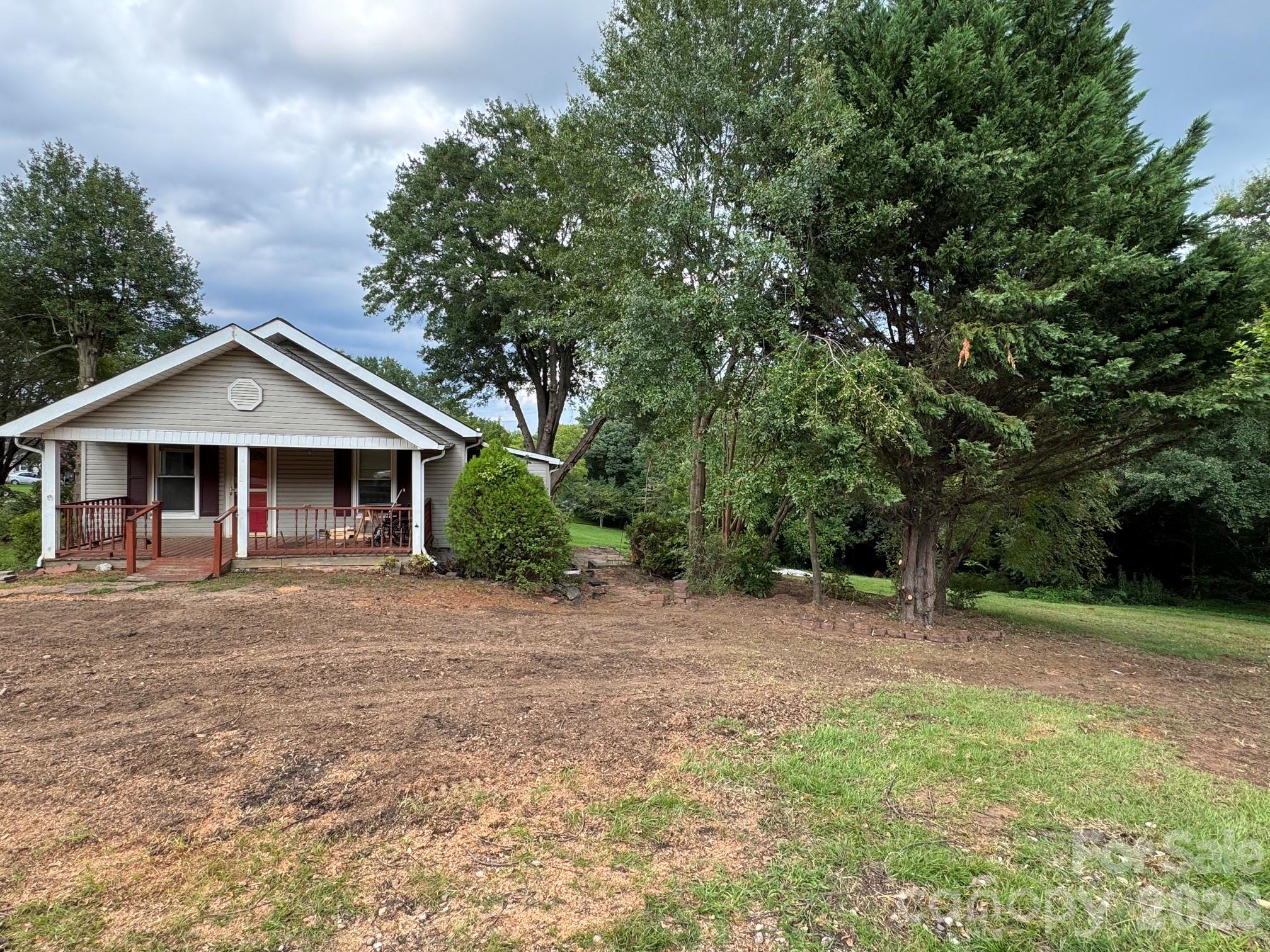 509 21st Street SE — Hickory