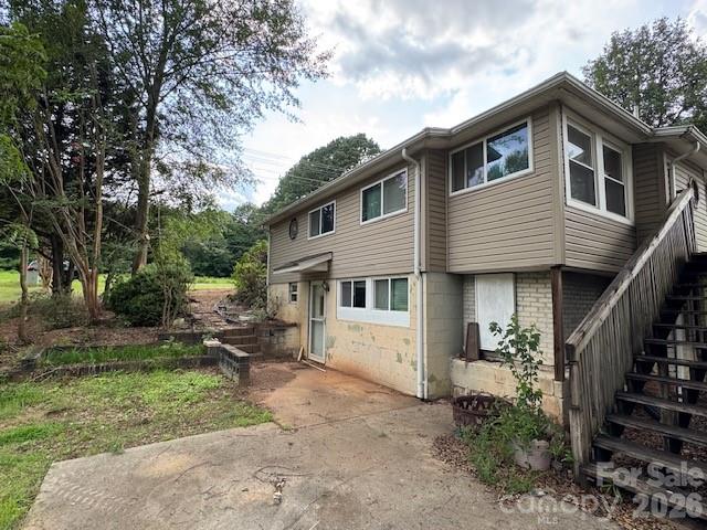 509 21st Street SE — Hickory