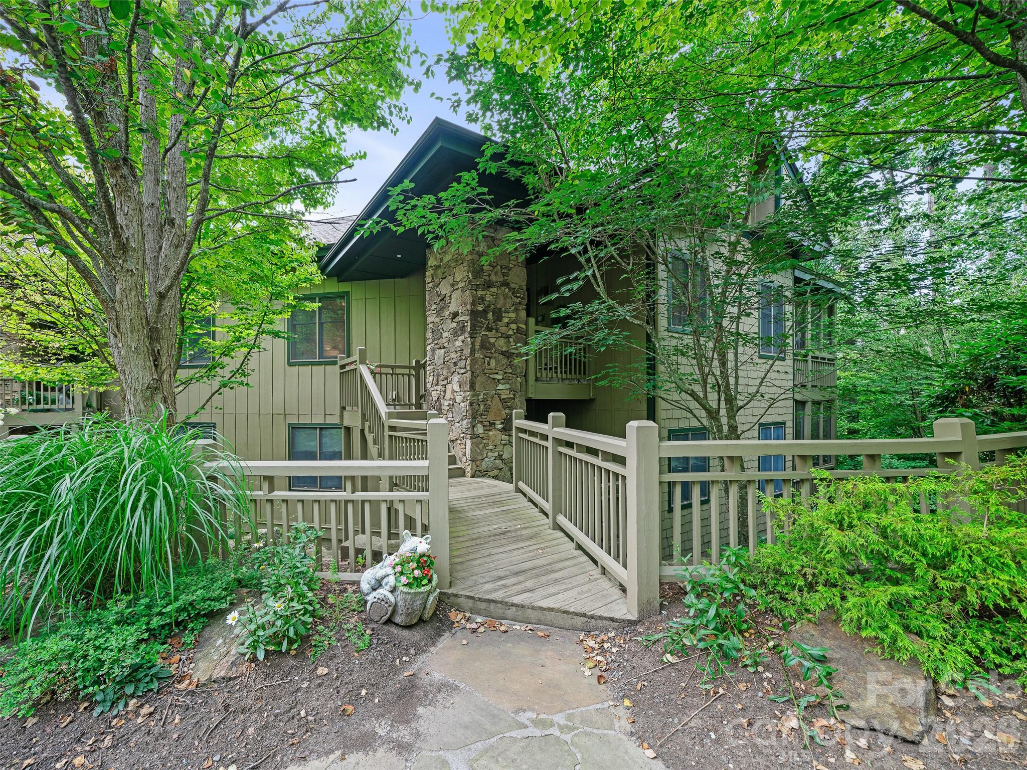 530 Andrew Banks Road #B2 — Burnsville