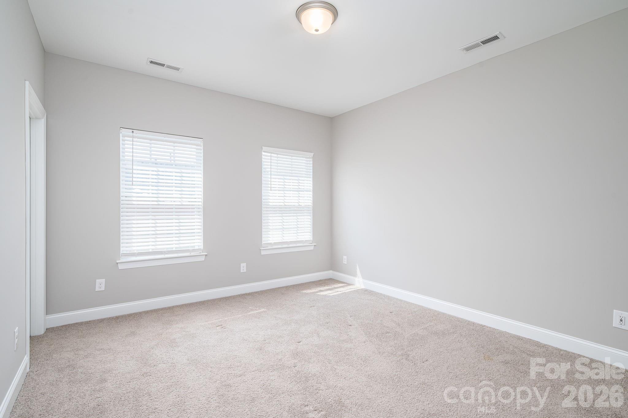104 W Pine Street — Lincolnton