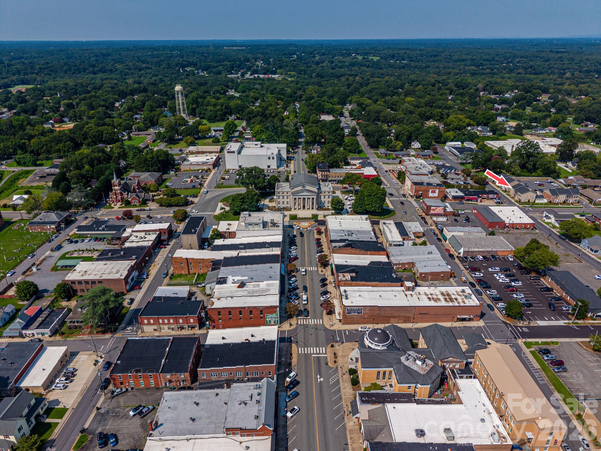 104 W Pine Street — Lincolnton