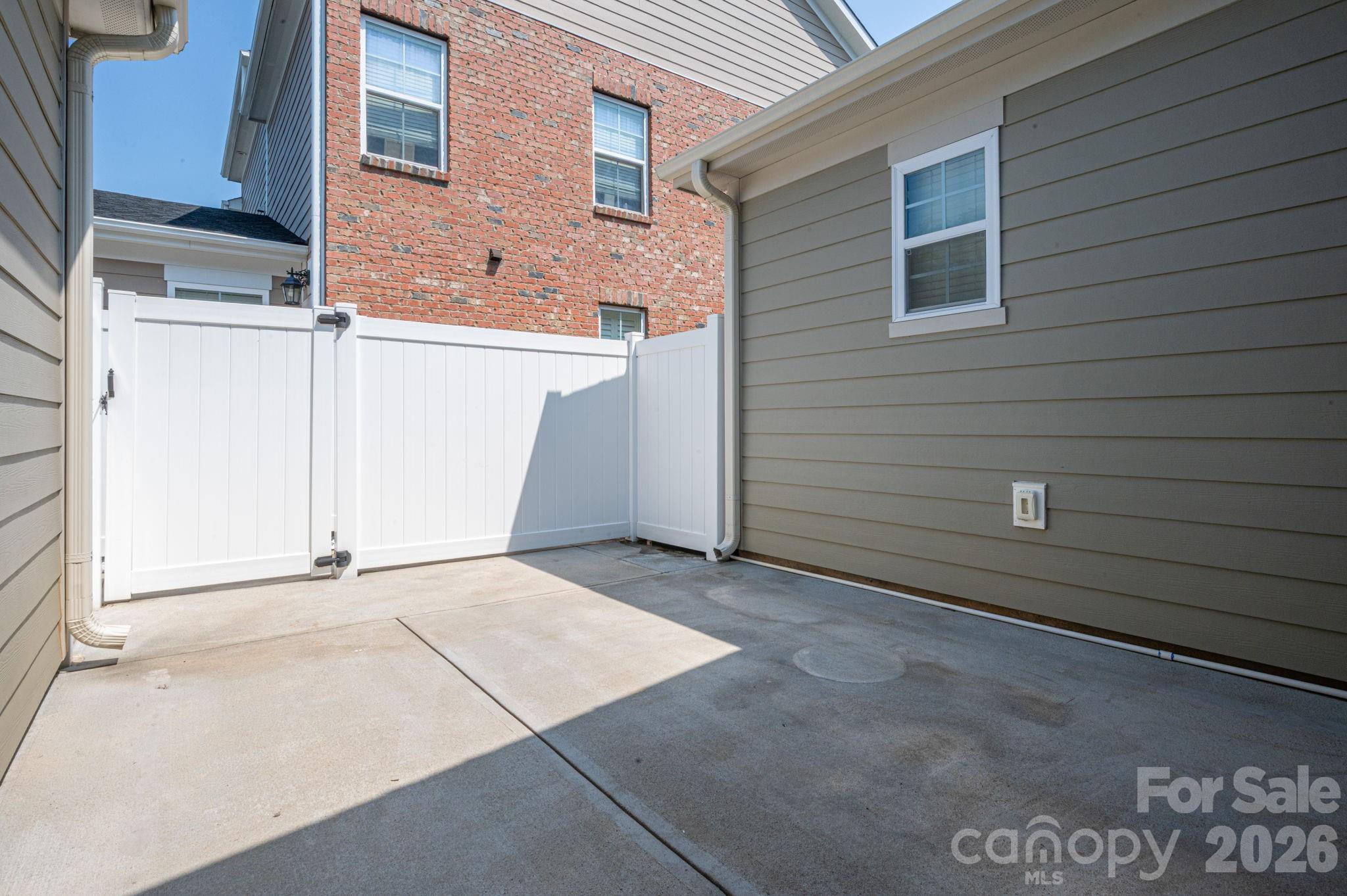 104 W Pine Street — Lincolnton