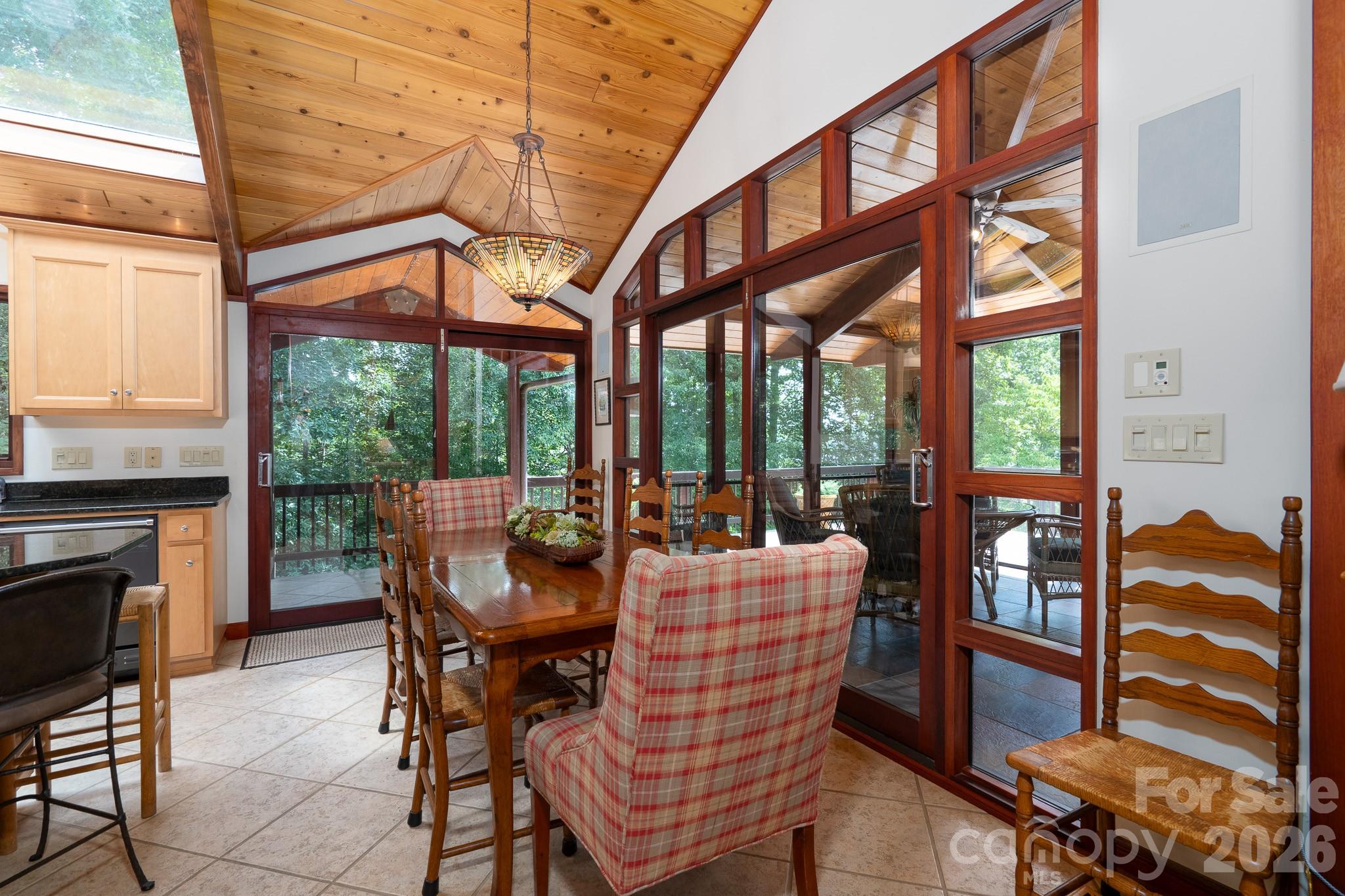 137 Windy Hill Cove — New London
